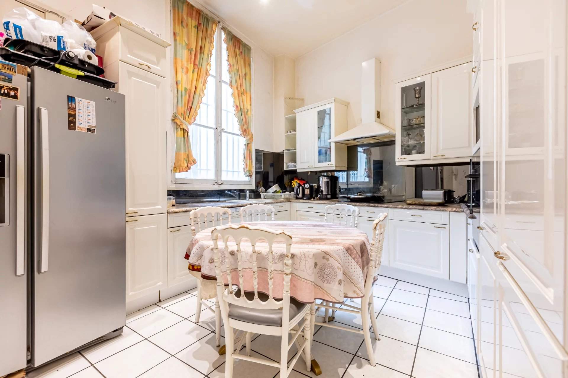 Paris  - Appartement 6 Pi&egrave;ces 4 Chambres - picture 7