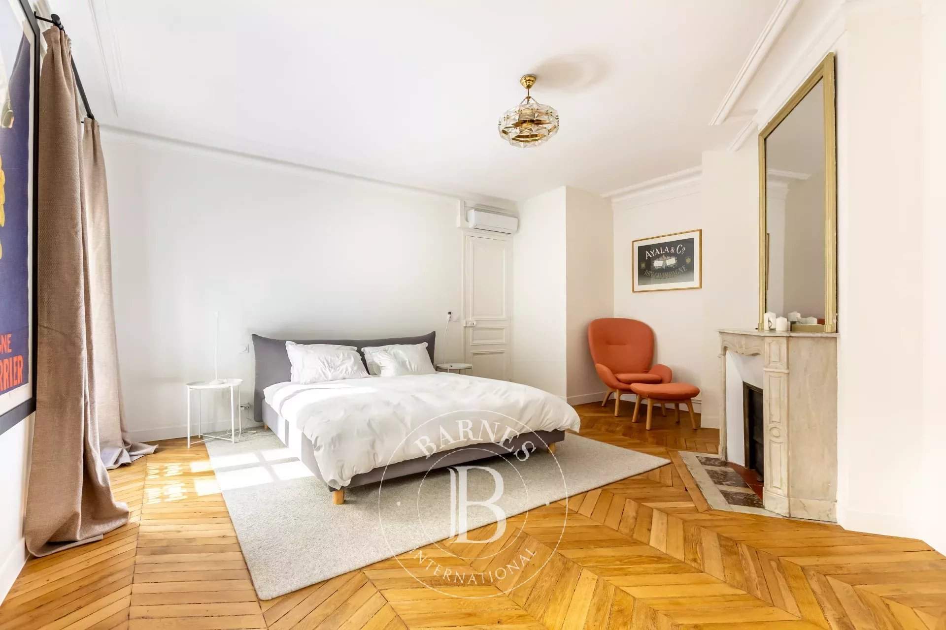 Paris  - Appartement 5 Pièces 3 Chambres - picture 9
