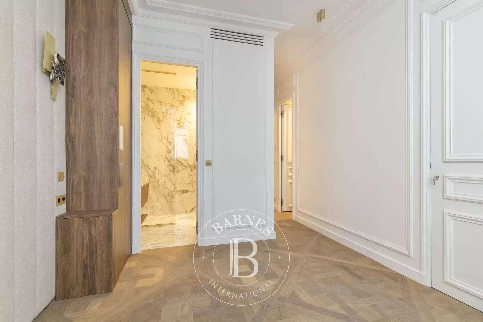 Paris  - Appartement 5 Pièces 3 Chambres - picture 9