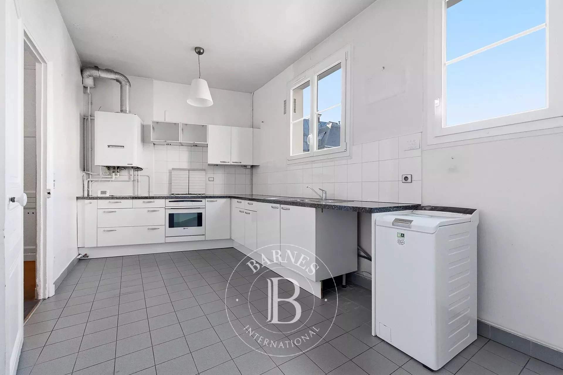 Paris  - Appartement 6 Pi&egrave;ces 4 Chambres - picture 13