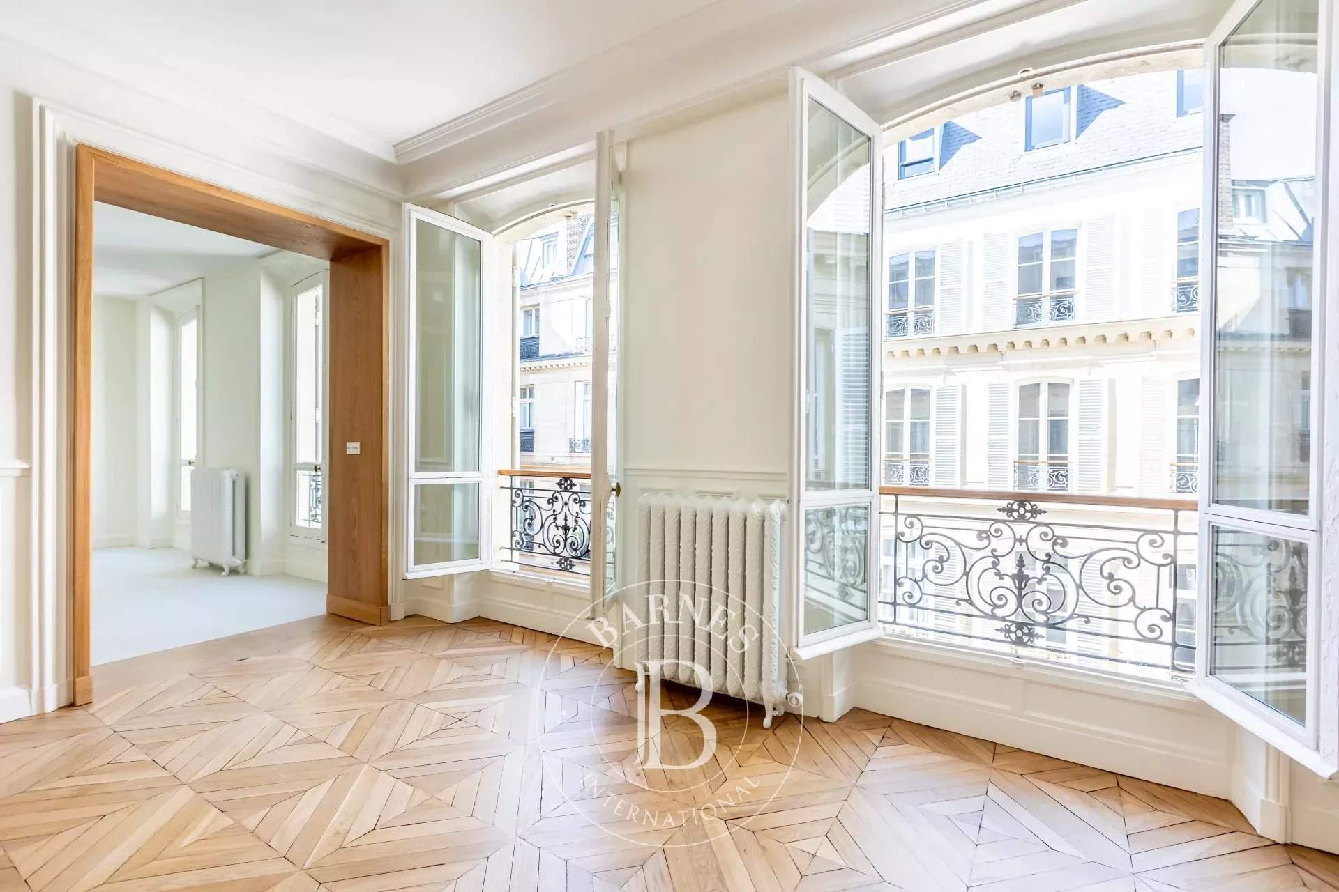 Paris  - Apartment 4 Bedrooms - picture 9