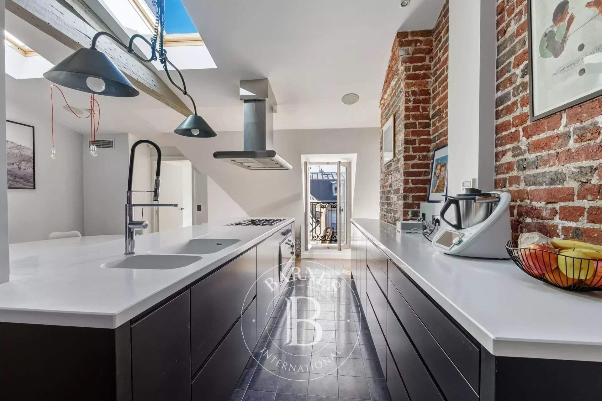 Paris  - Appartement 6 Pi&egrave;ces 3 Chambres - picture 12