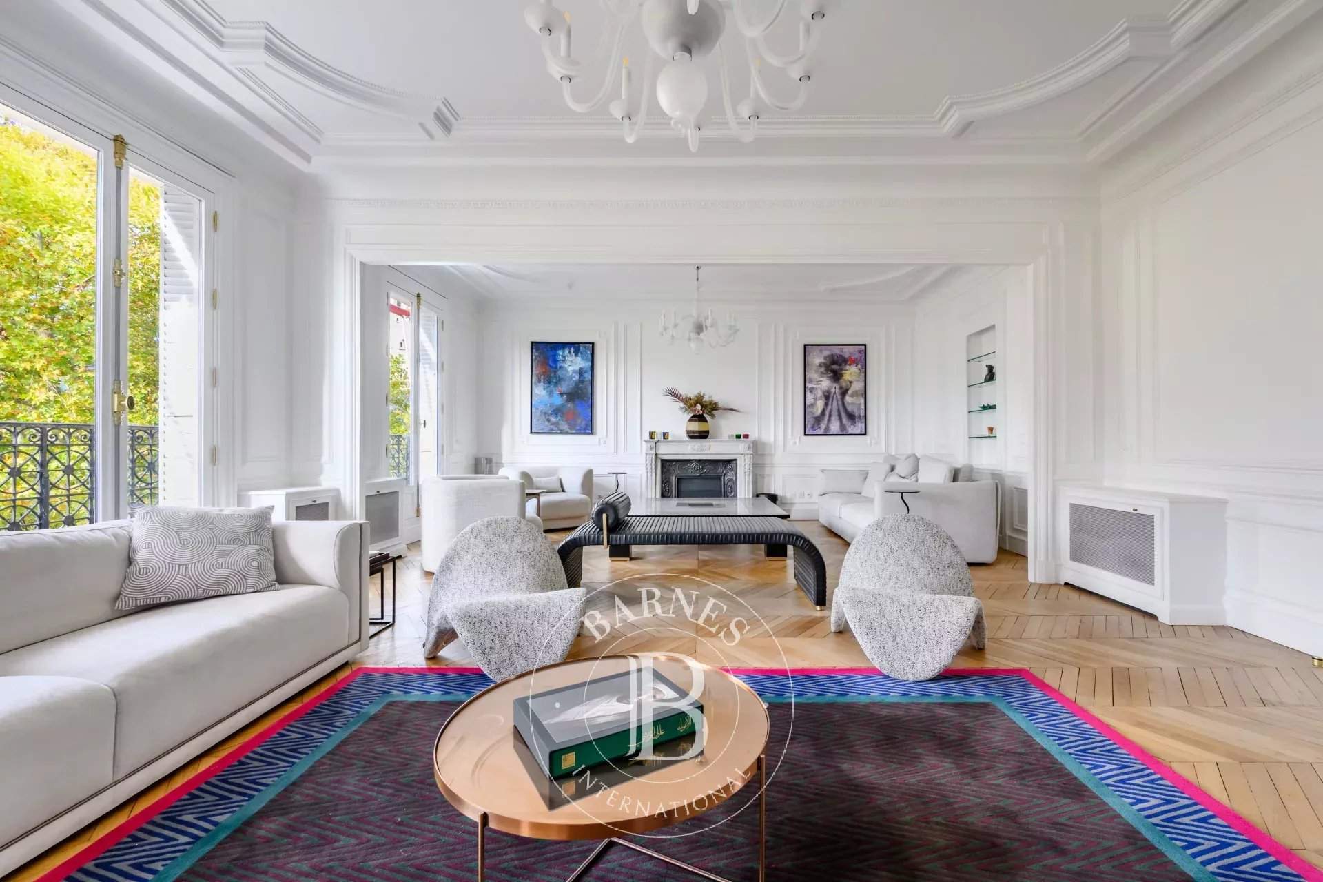 Paris  - Apartment 4 Bedrooms - picture 2