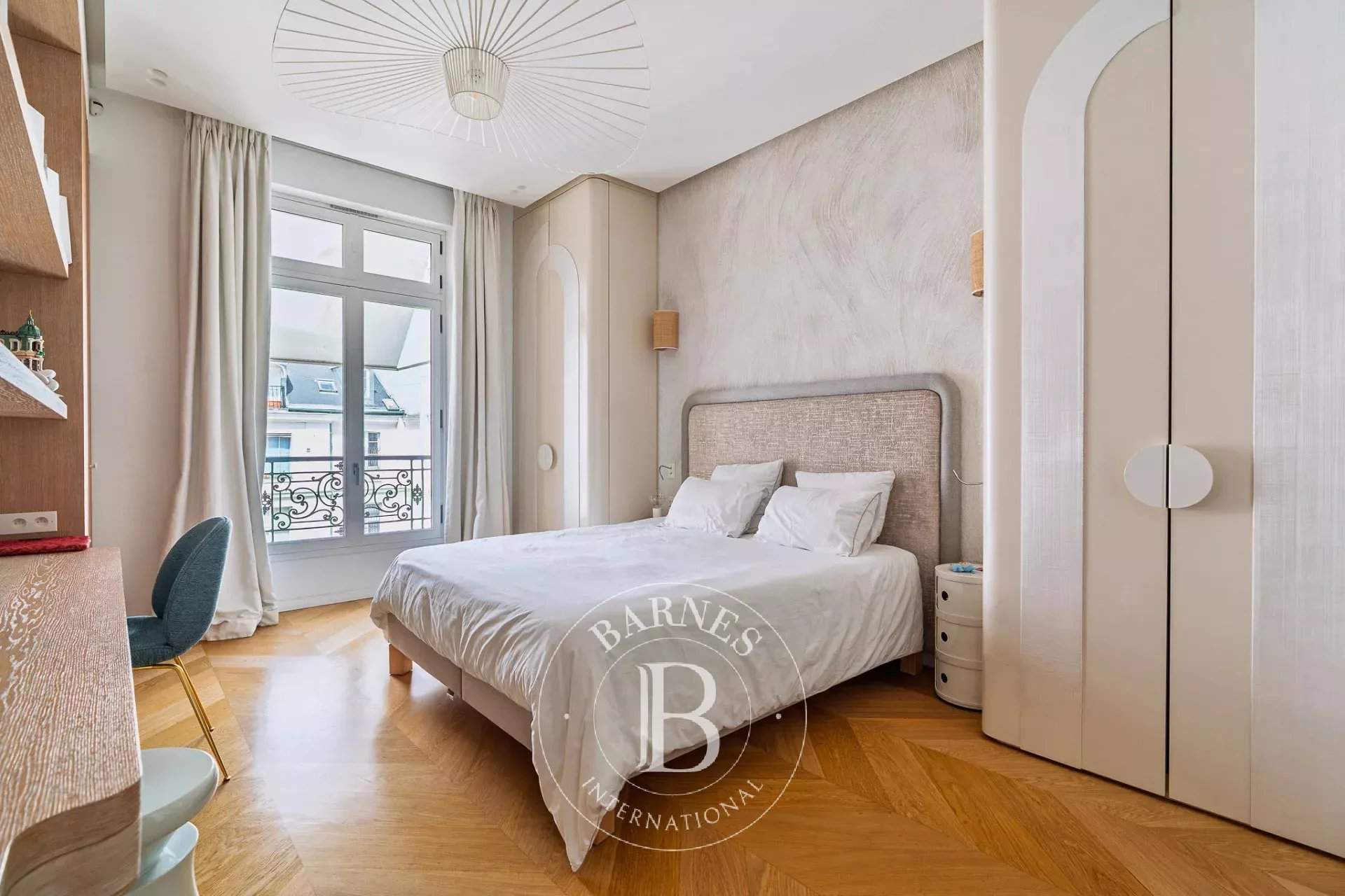 Paris  - Apartment 4 Bedrooms - picture 15