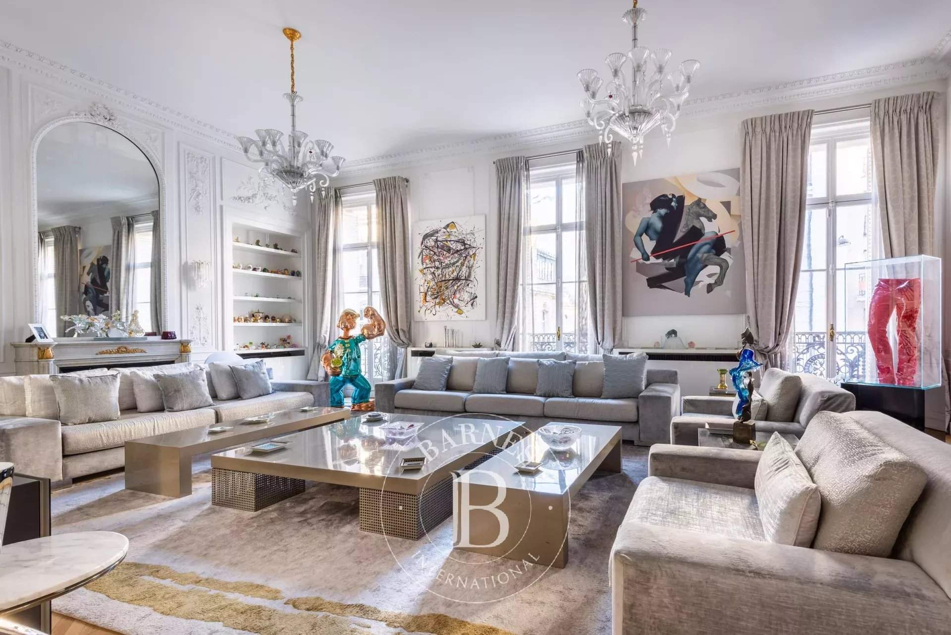 Paris  - Apartment 4 Bedrooms - picture 2