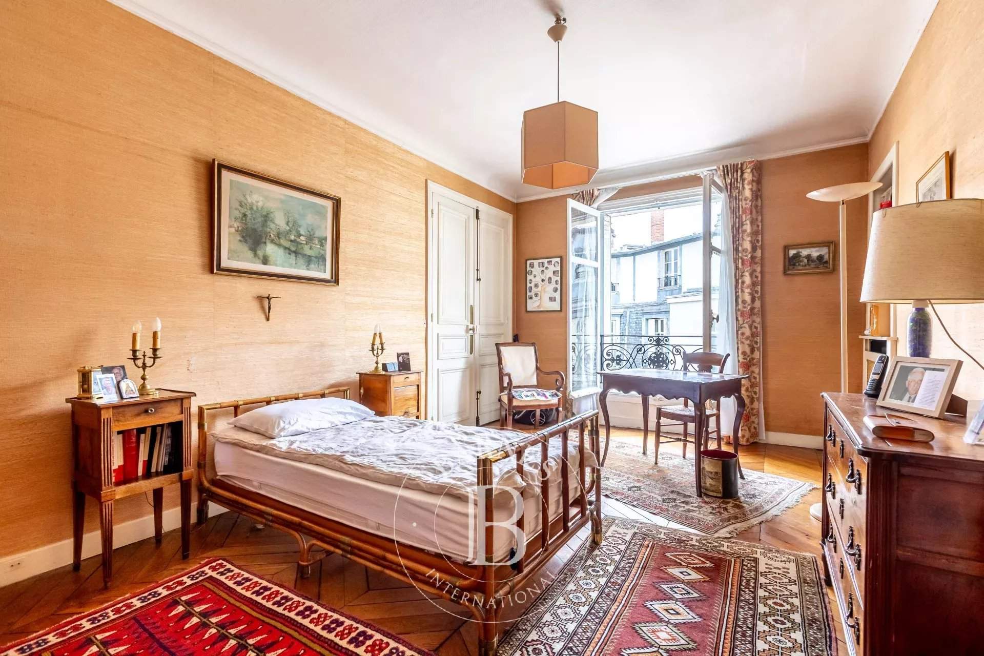 Paris  - Apartment 6 Bedrooms - picture 12