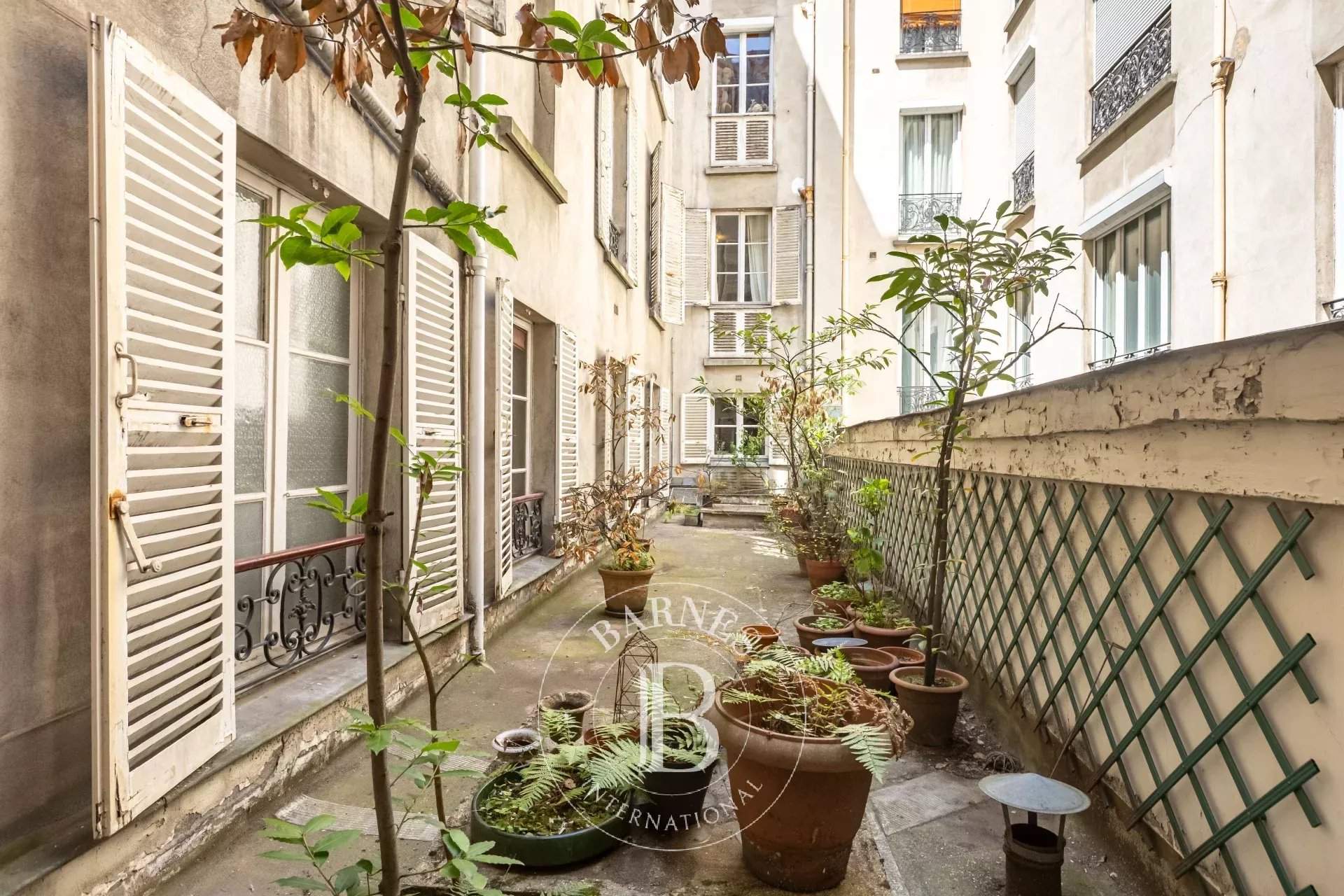 Paris  - Apartment 4 Bedrooms - picture 13