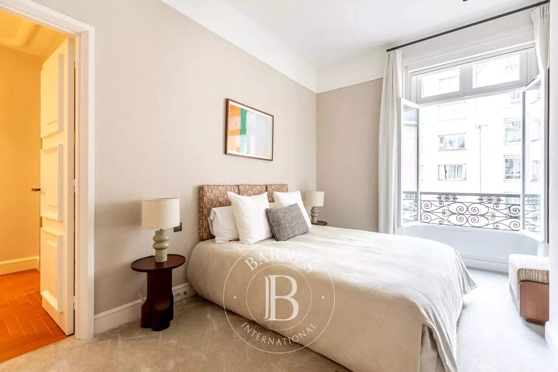 Paris  - Appartement 8 Pi&egrave;ces 5 Chambres - picture 19