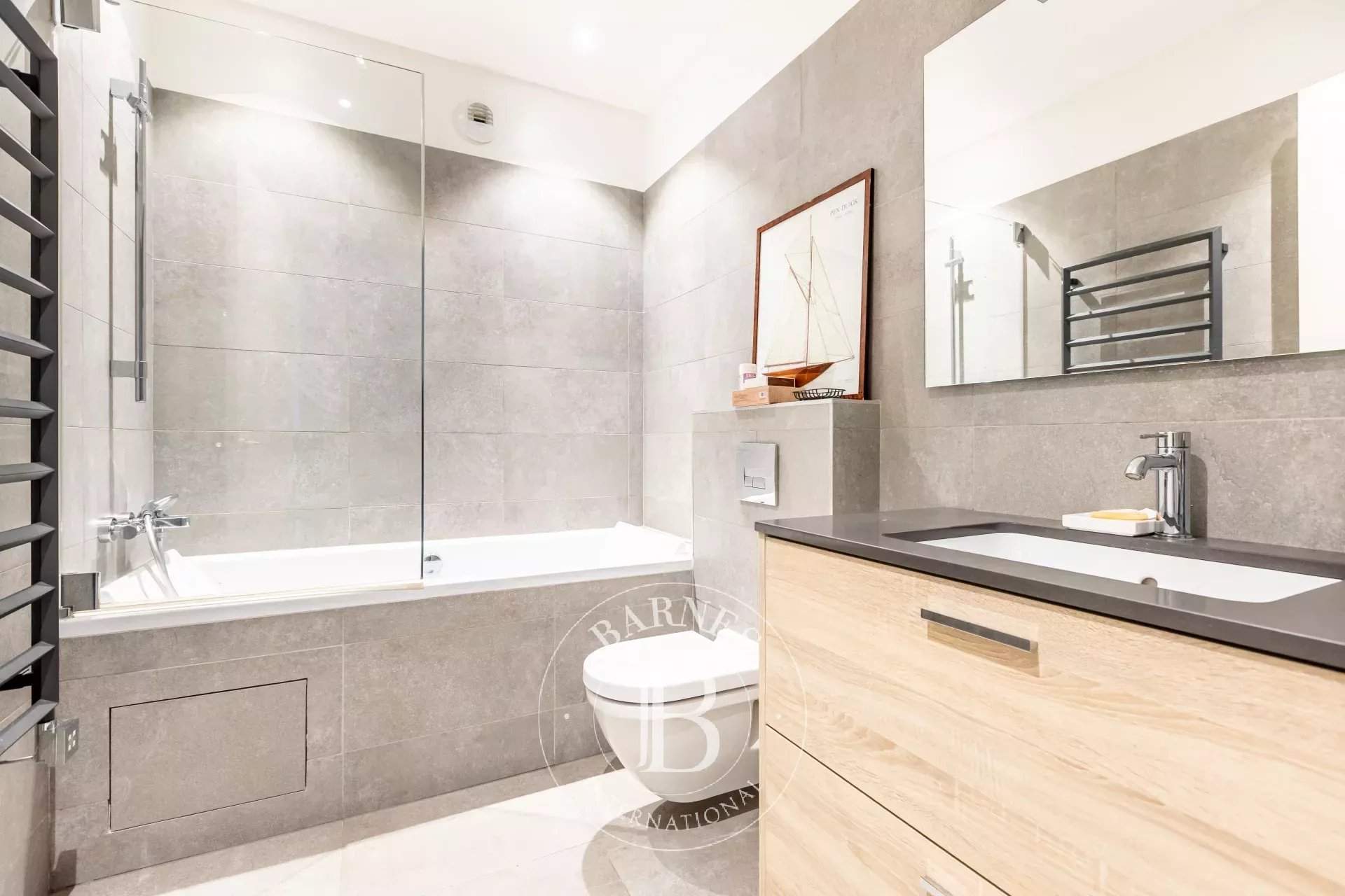 Paris  - Apartment 4 Bedrooms - picture 14