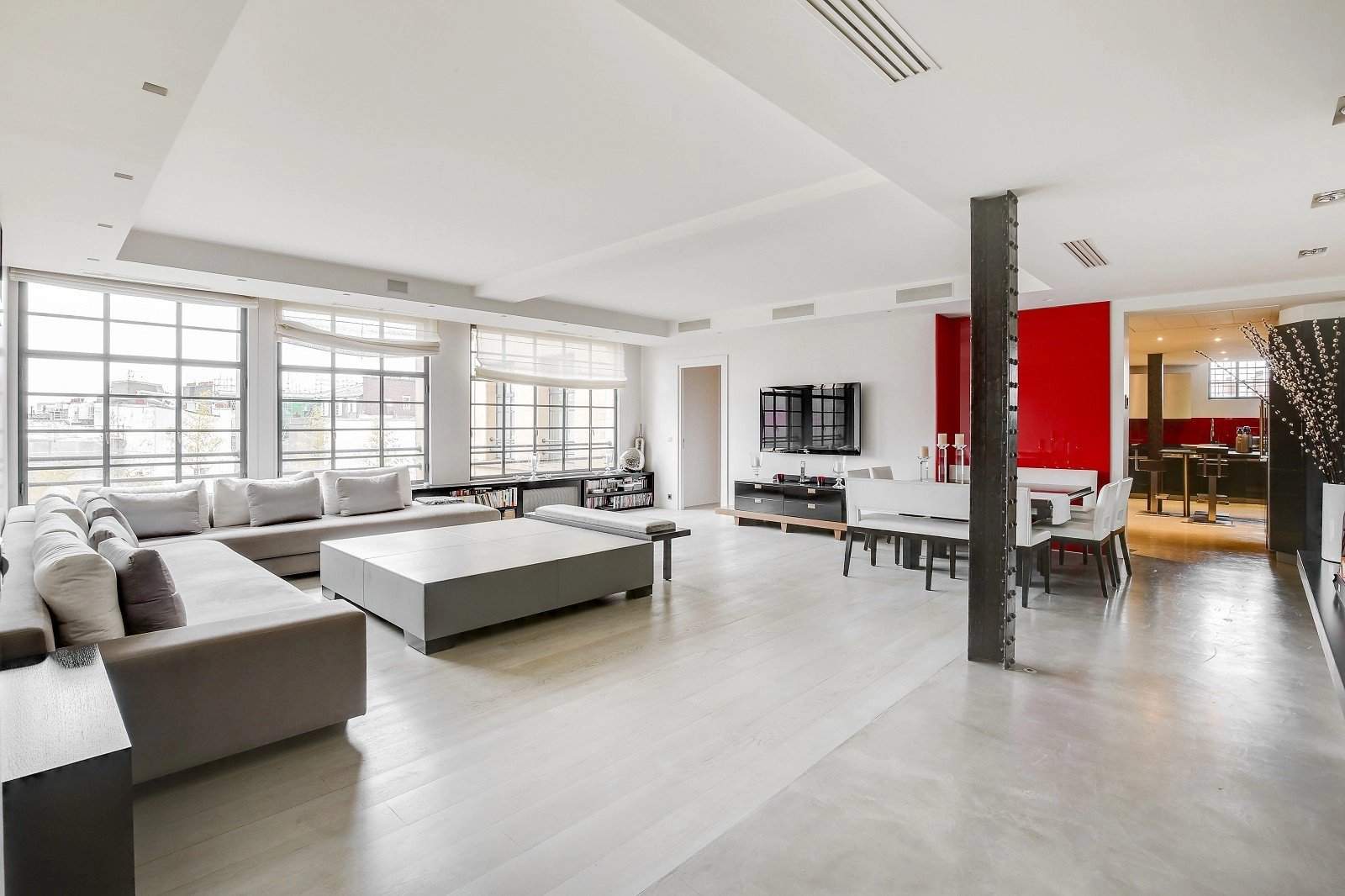 Paris  - Appartement 4 Pi&egrave;ces 2 Chambres - picture 2