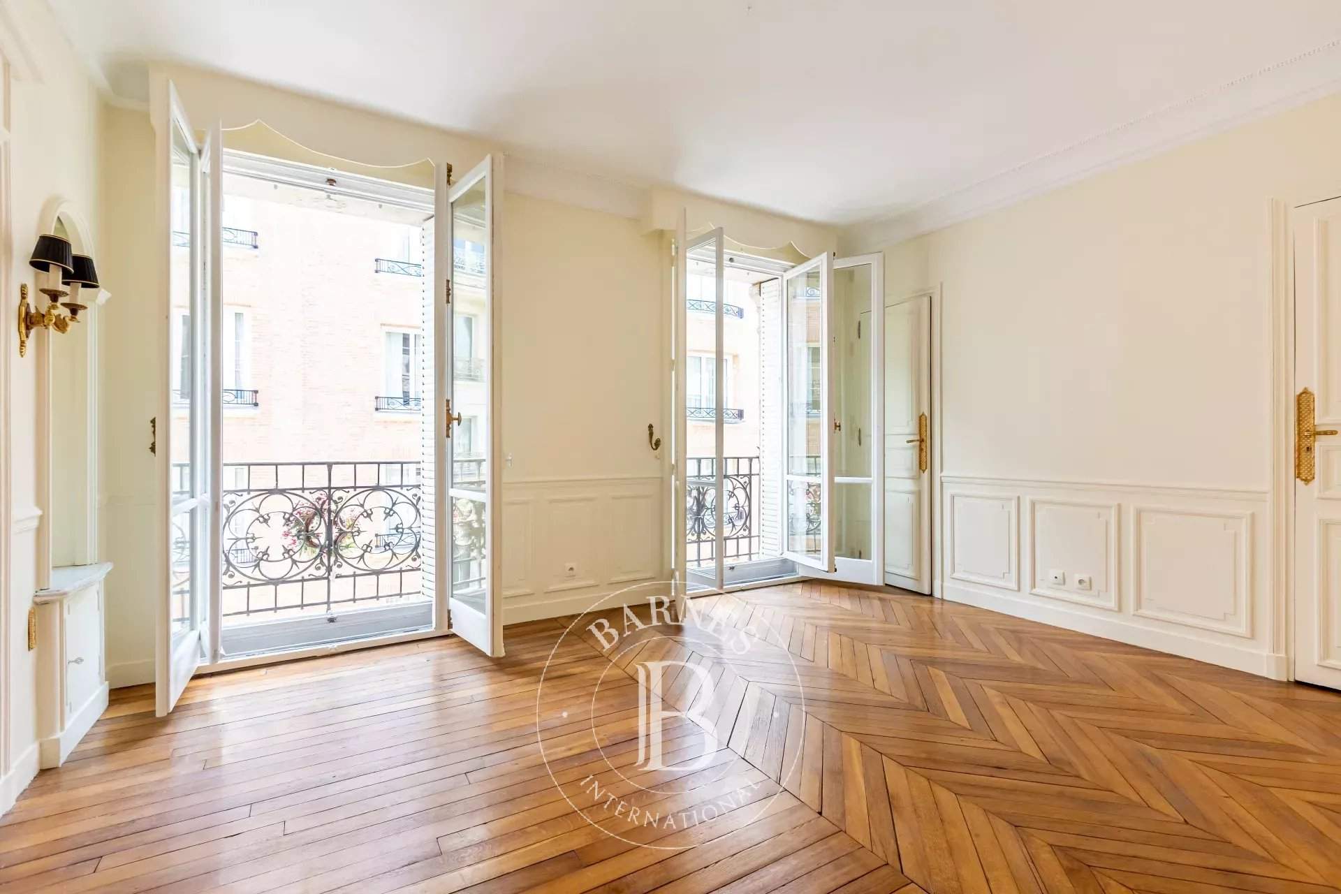 Paris  - Appartement 4 Pi&egrave;ces 2 Chambres - picture 13
