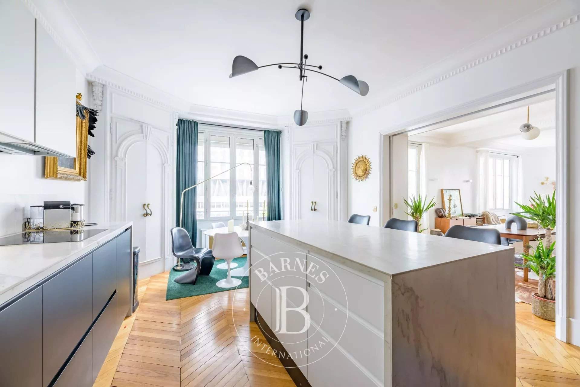 Paris  - Appartement 8 Pièces 6 Chambres - picture 6