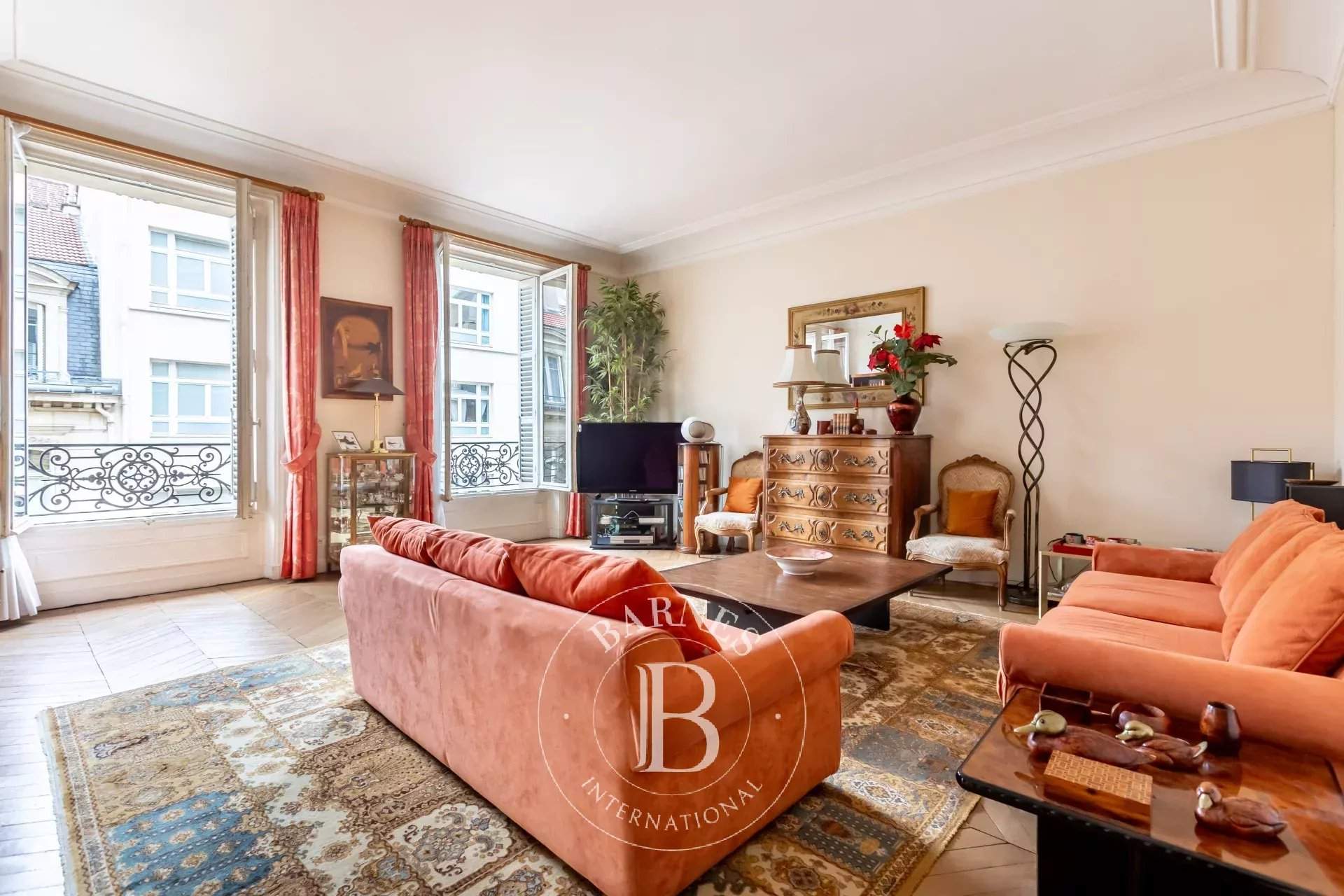 Paris  - Apartment 5 Bedrooms - picture 2