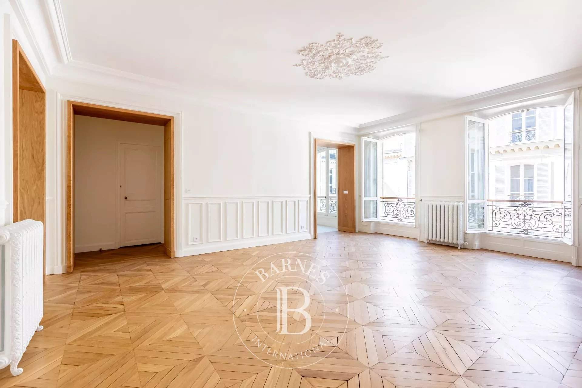 Paris  - Apartment 4 Bedrooms - picture 10