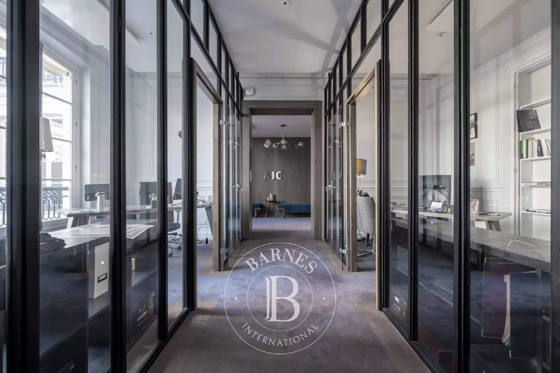 Paris  - Appartement 7 Pi&egrave;ces 4 Chambres - picture 13