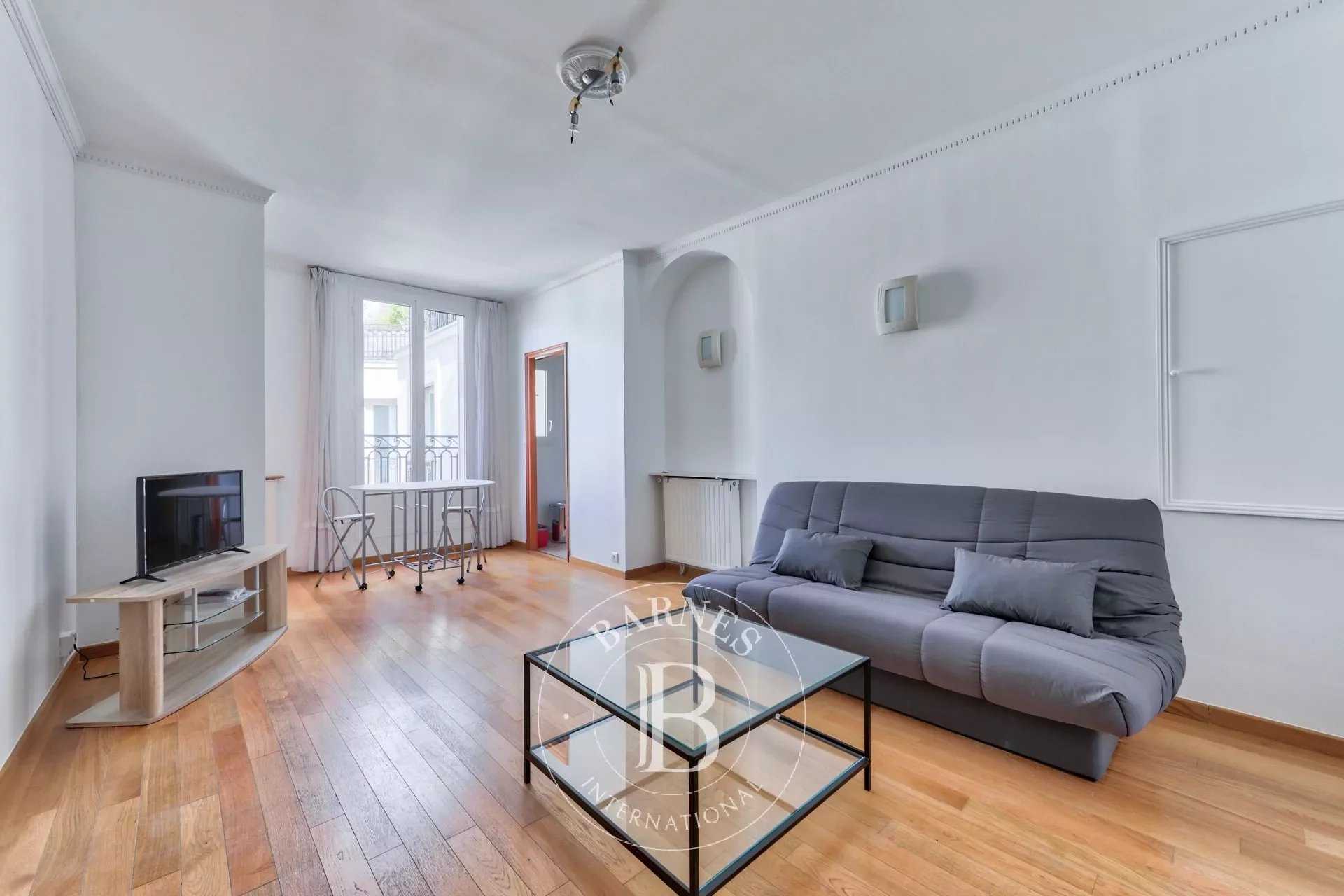 Apartment Paris 75001