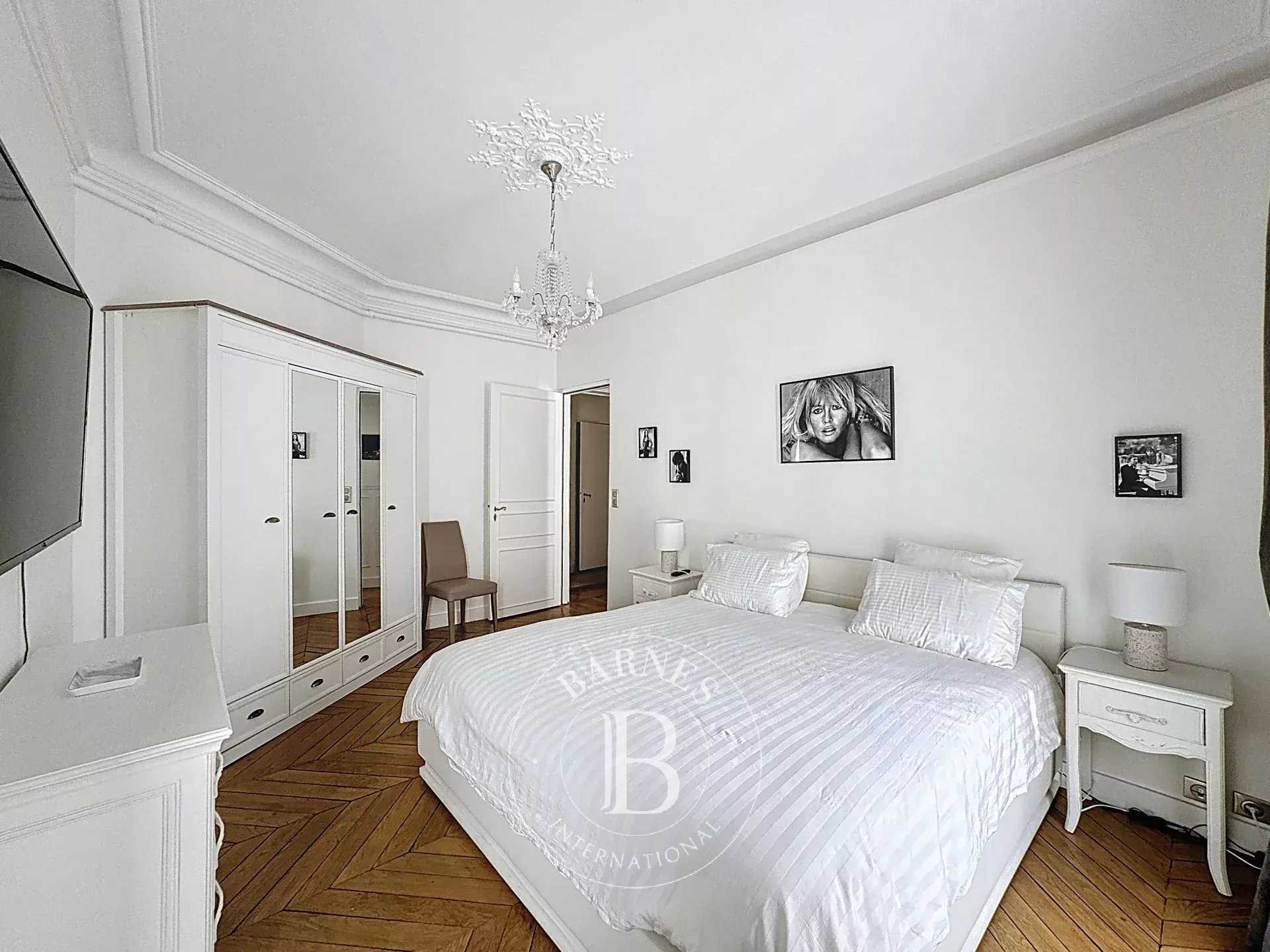 Paris  - Apartment 2 Bedrooms