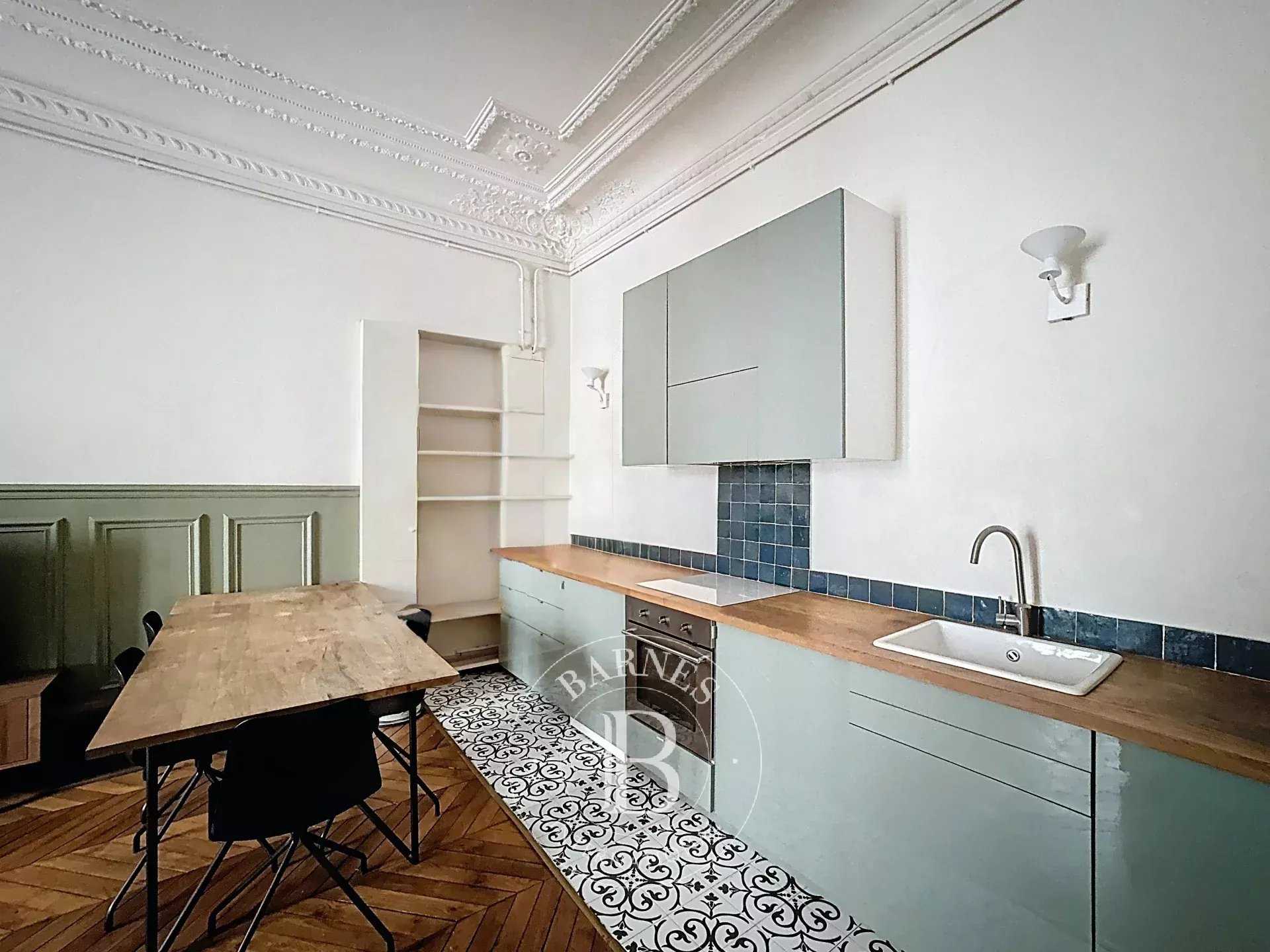 Paris  - Appartement 2 Pi&egrave;ces, 1 Chambre