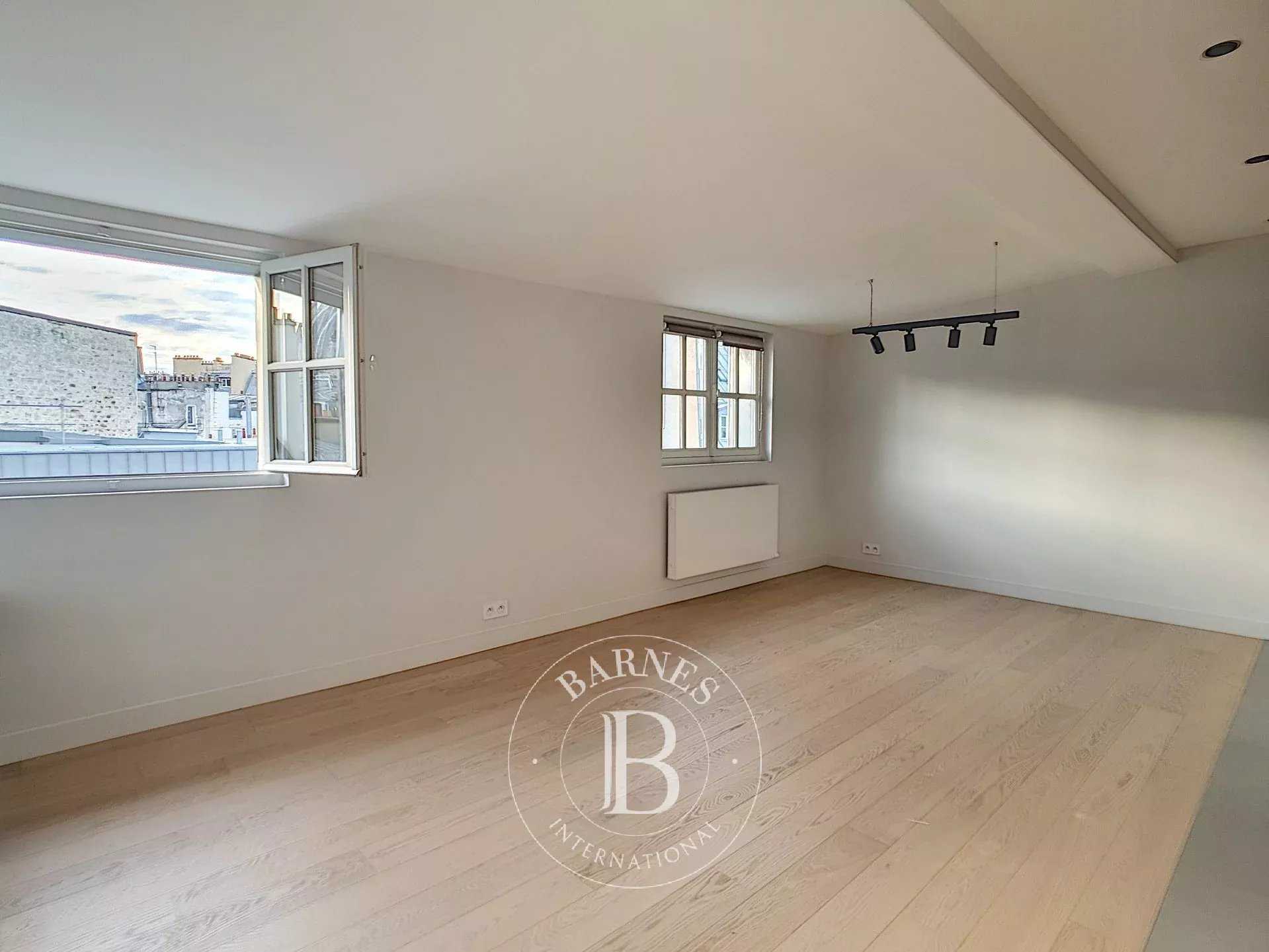 Paris  - Appartement 2 Pièces, 1 Chambre