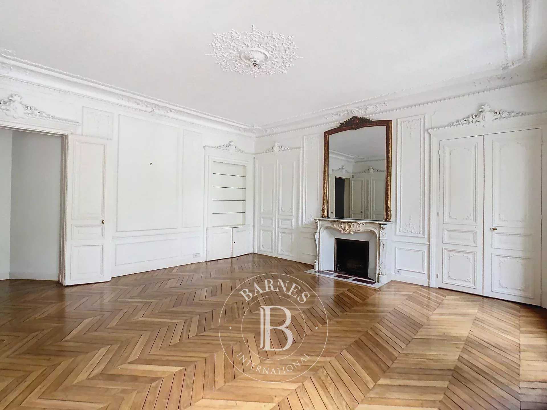 Paris  - Piso 2 Cuartos, 1 Habitacion