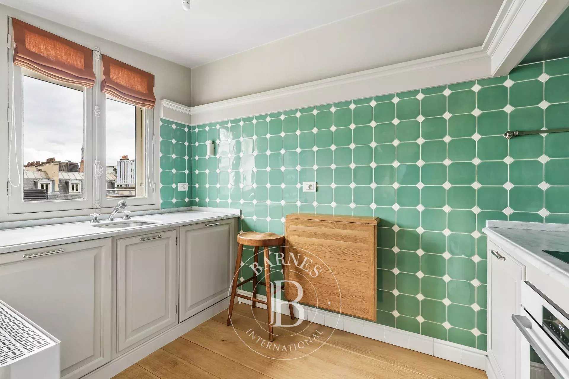 Paris  - Apartment 2 Bedrooms