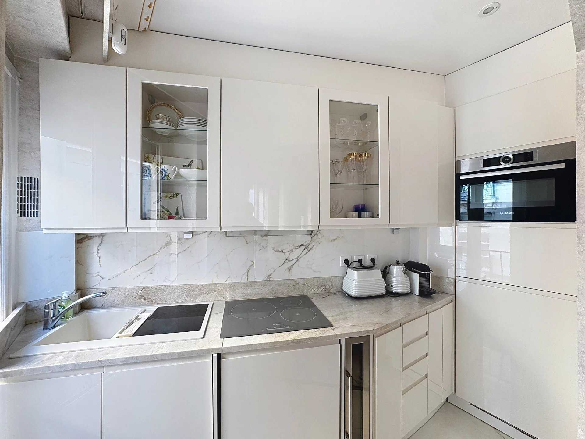 Paris  - Appartement 1 Pi&egrave;ce, 1 Chambre