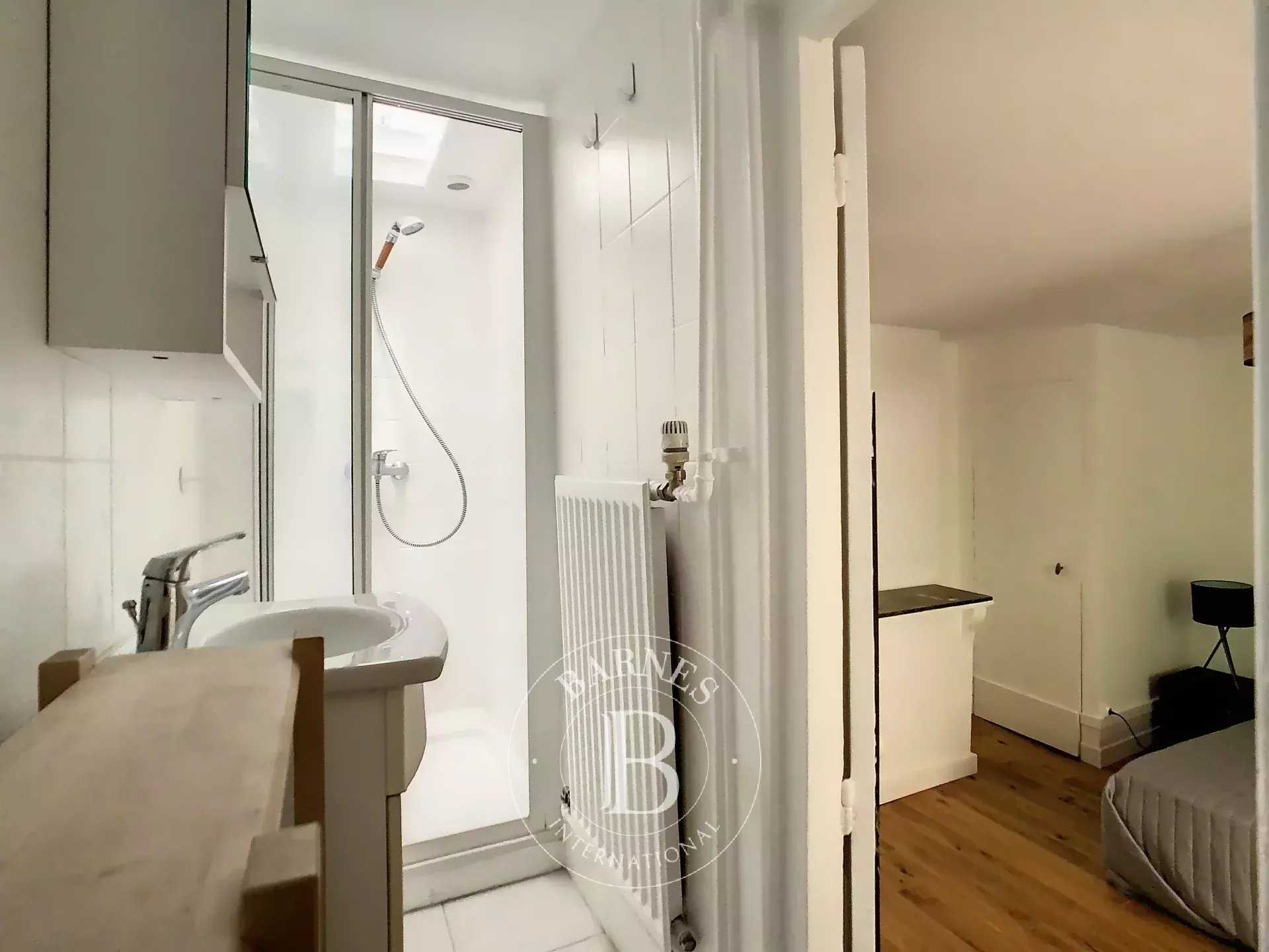 Paris  - Appartement 2 Pi&egrave;ces, 1 Chambre