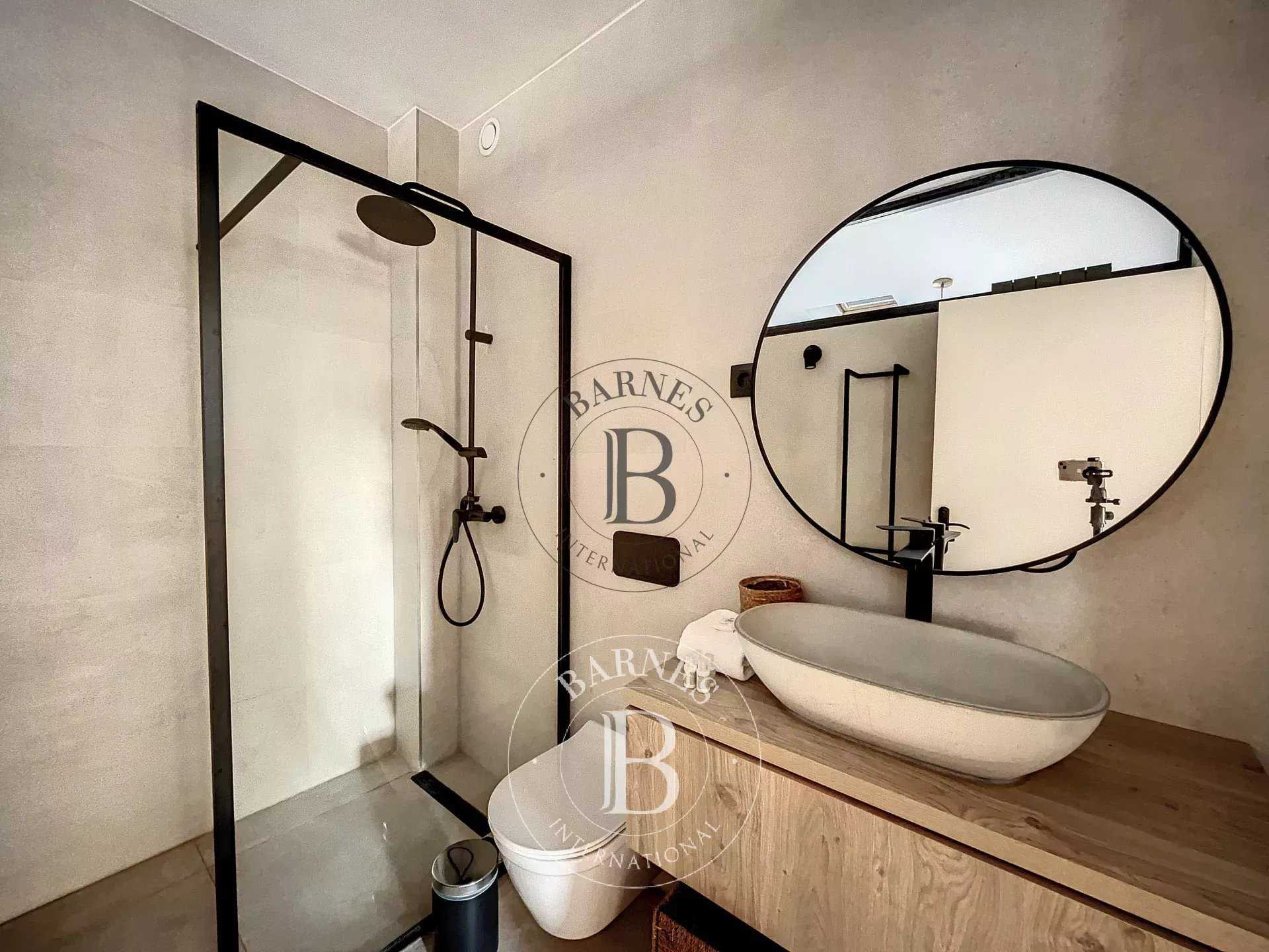 Paris  - Appartement 2 Pi&egrave;ces, 1 Chambre