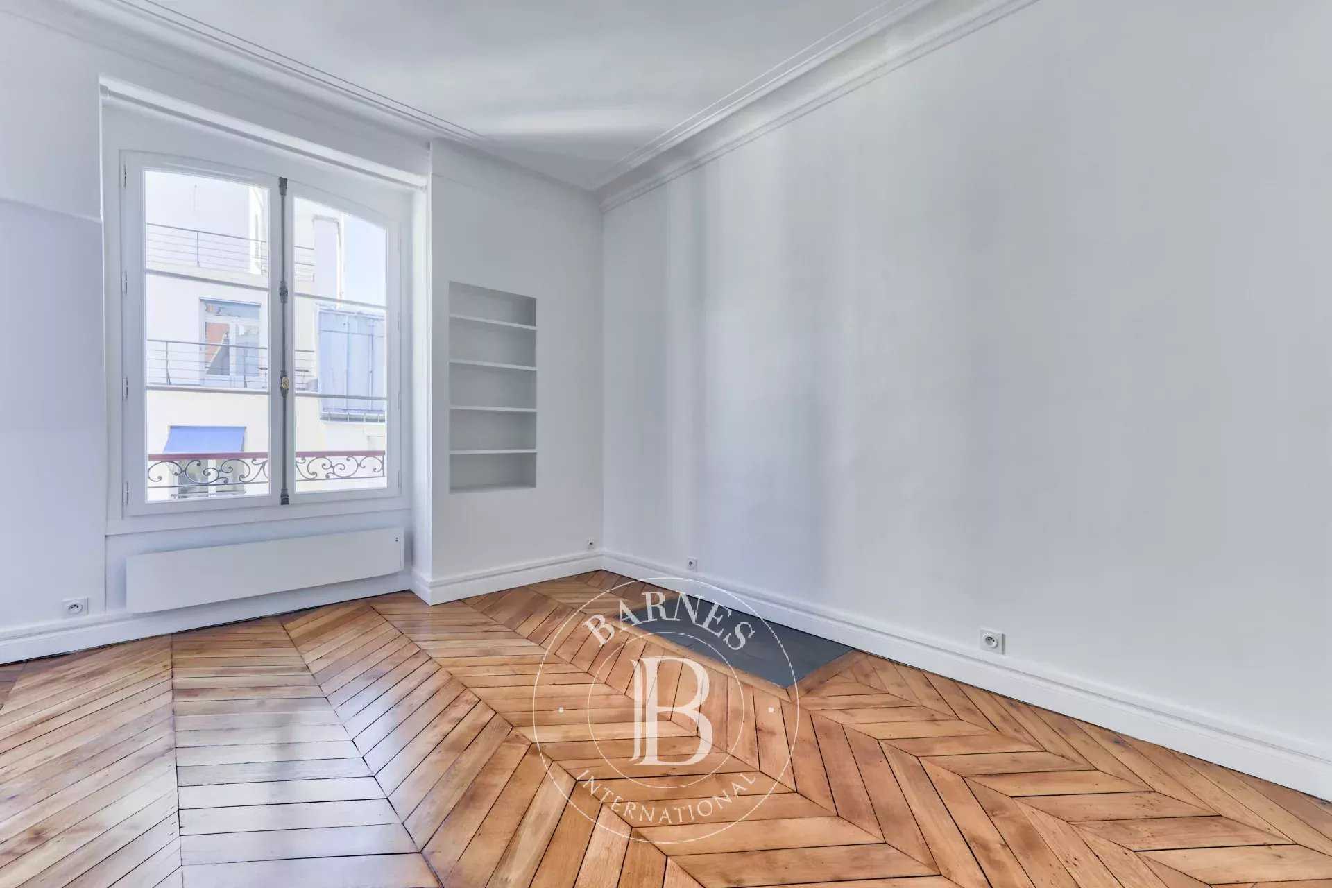 Paris  - Apartment 3 Bedrooms