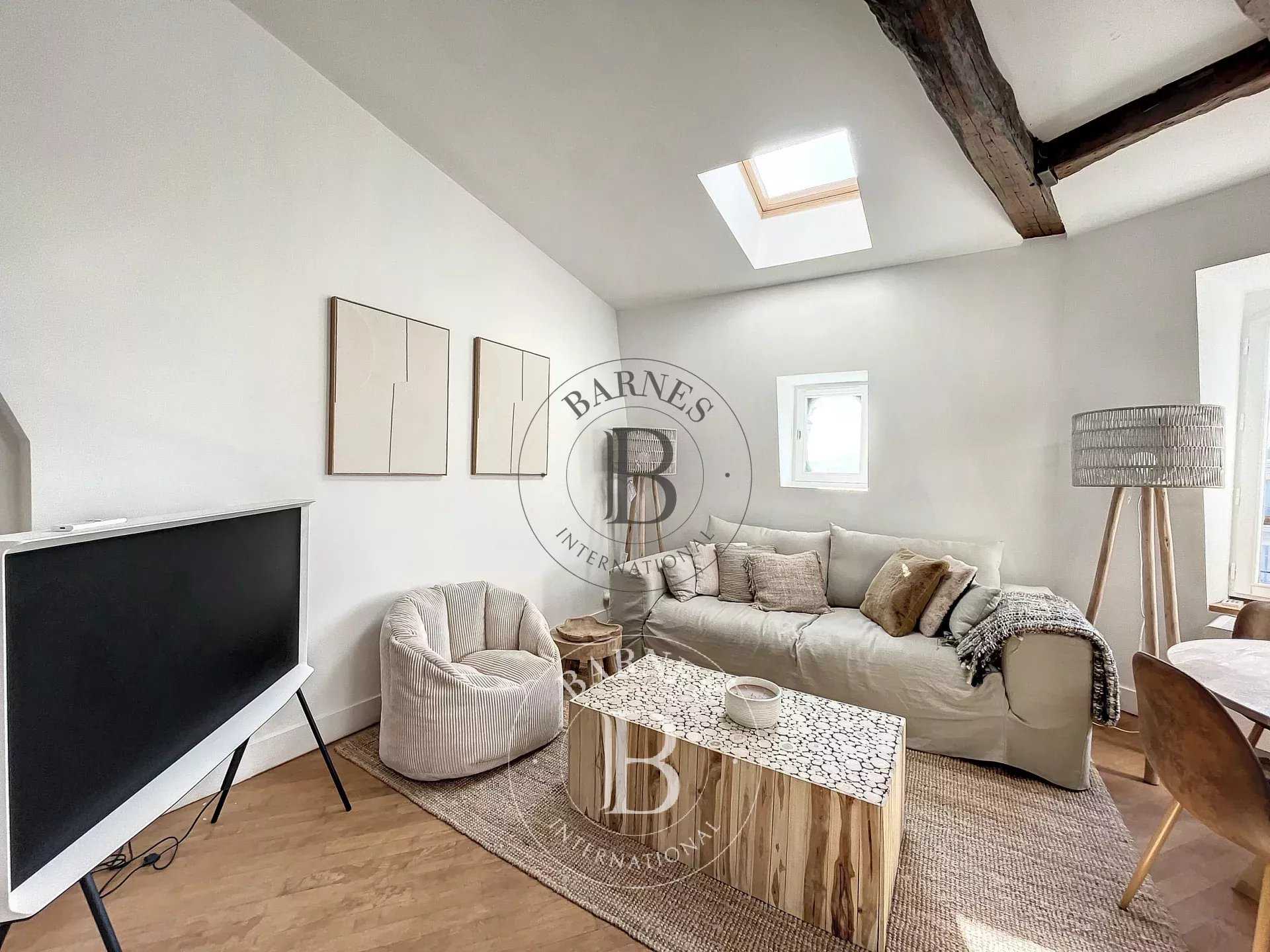 Paris  - Appartement 2 Pi&egrave;ces, 1 Chambre