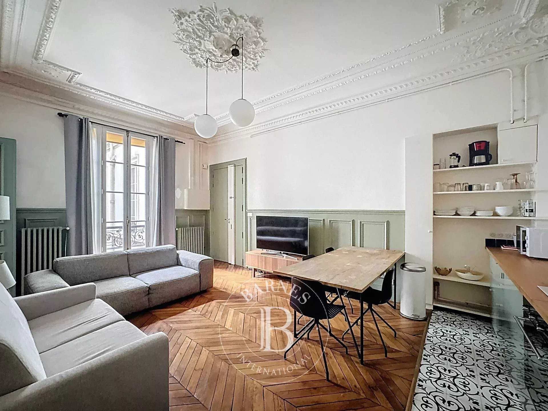 Paris  - Appartement 2 Pi&egrave;ces, 1 Chambre