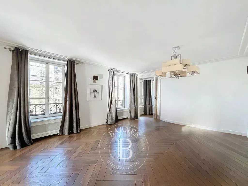 Paris  - Appartement 9 Pièces 6 Chambres