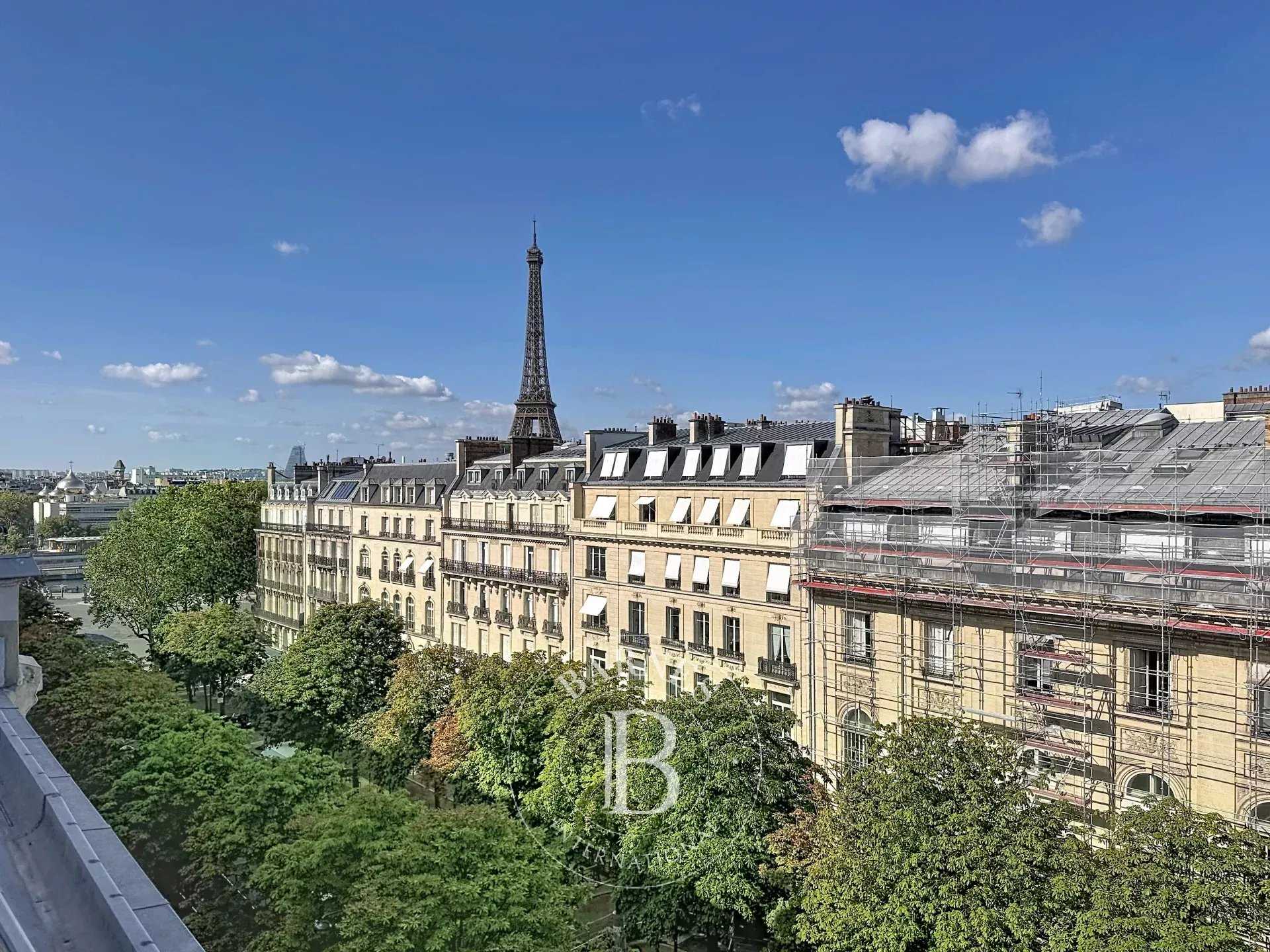 Paris  - Appartement 3 Pi&egrave;ces 2 Chambres
