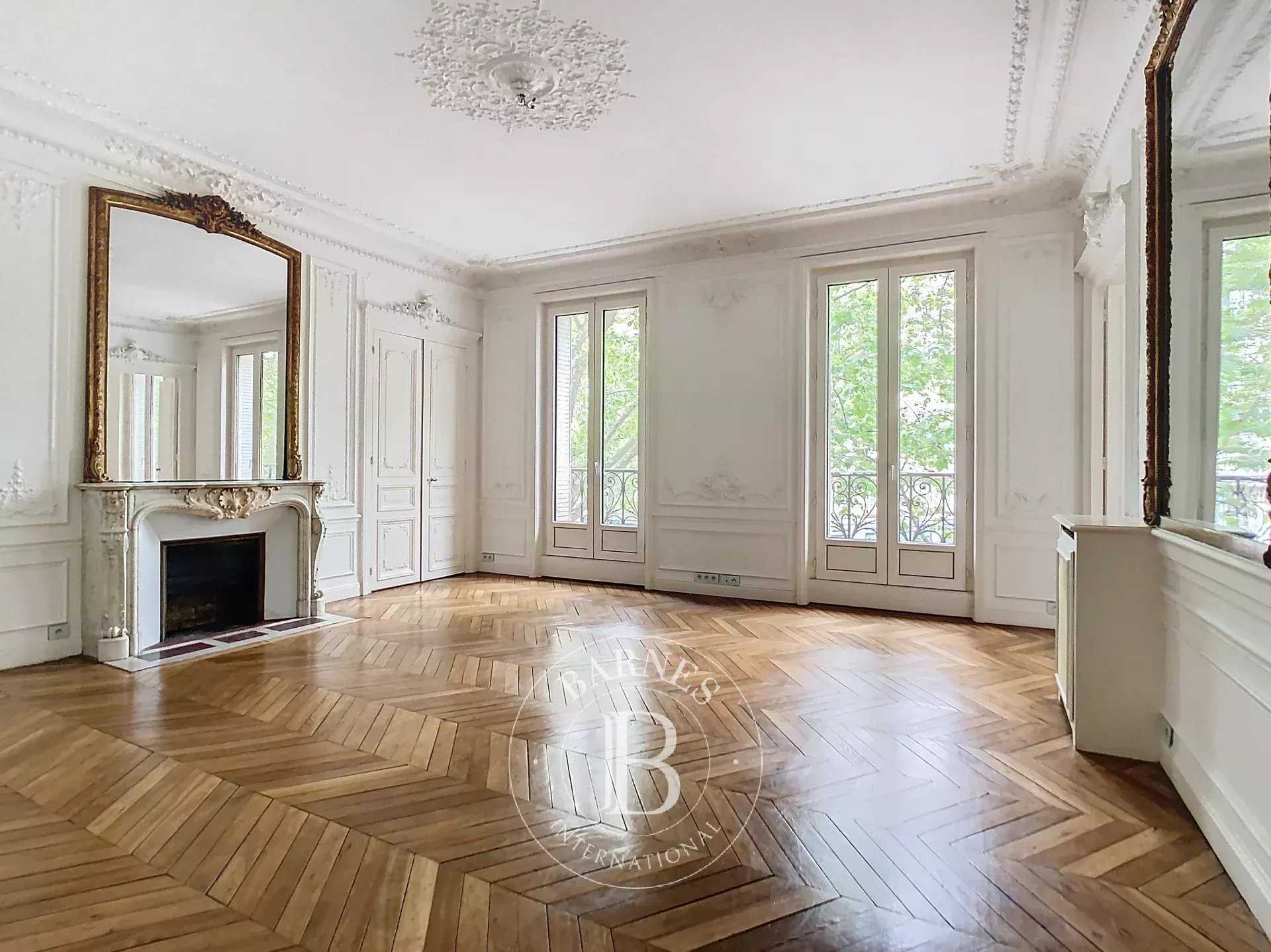 Paris  - Piso 2 Cuartos, 1 Habitacion