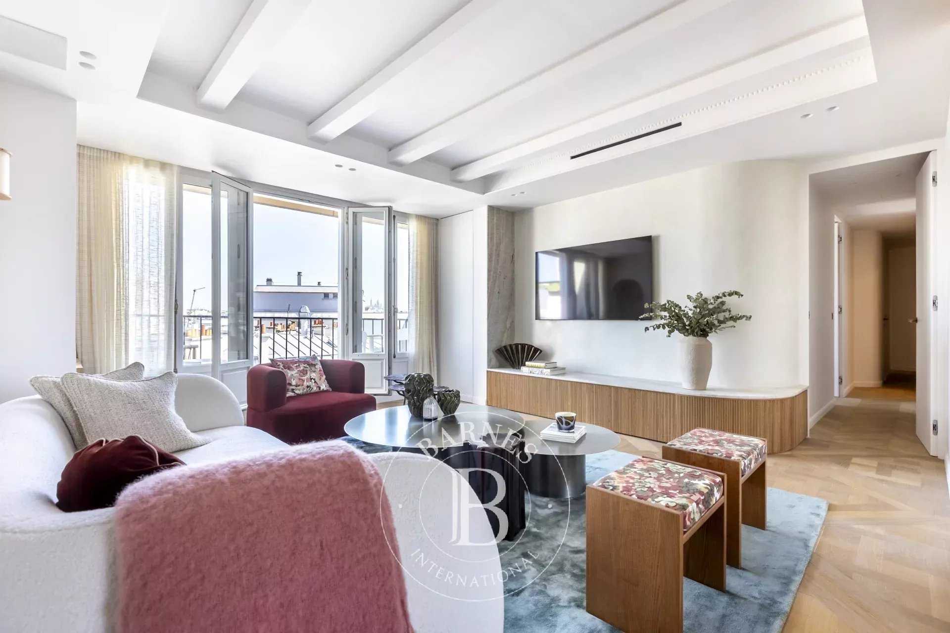 Paris  - Apartment 2 Bedrooms