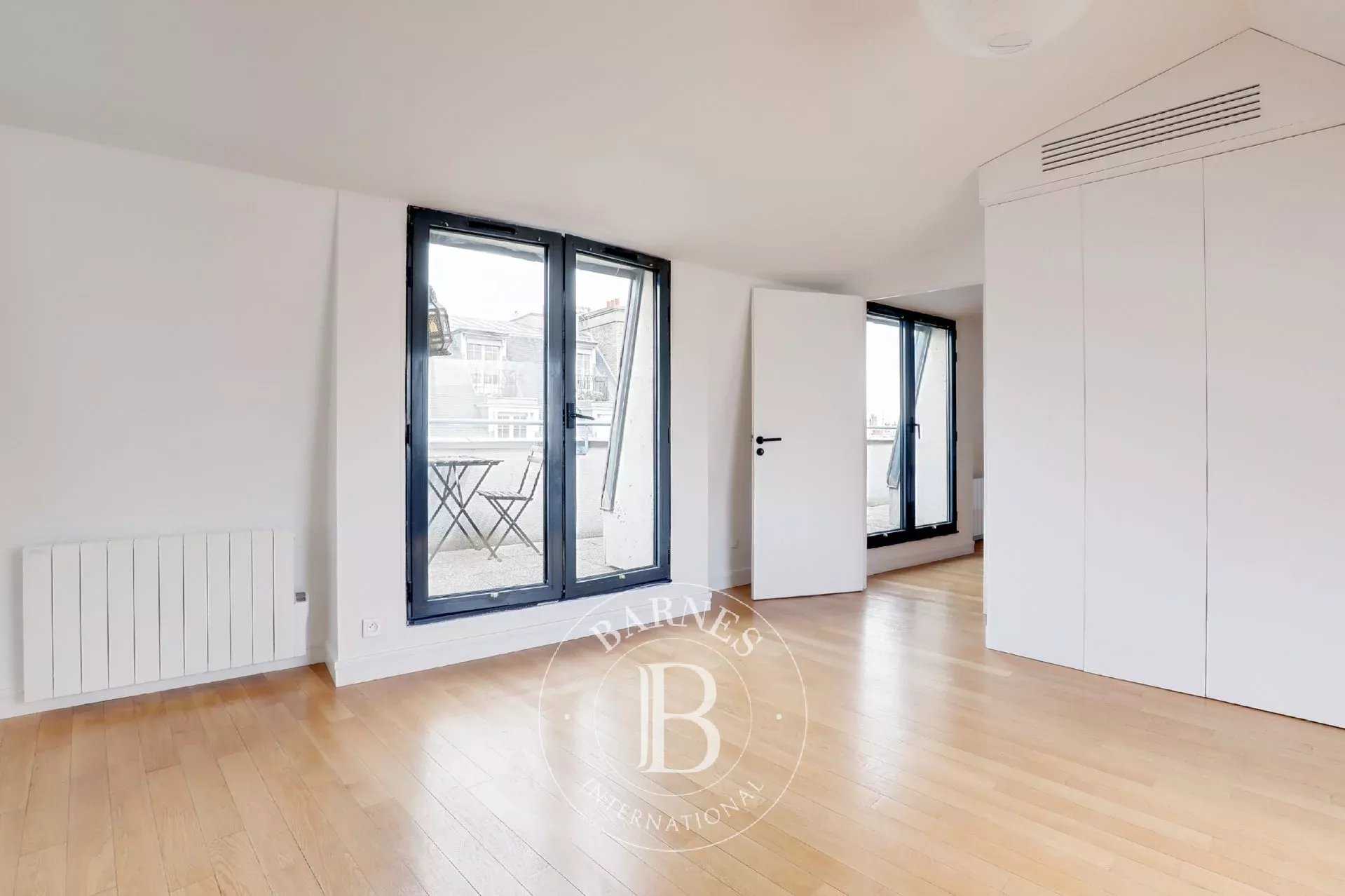 Paris  - Apartment 2 Bedrooms