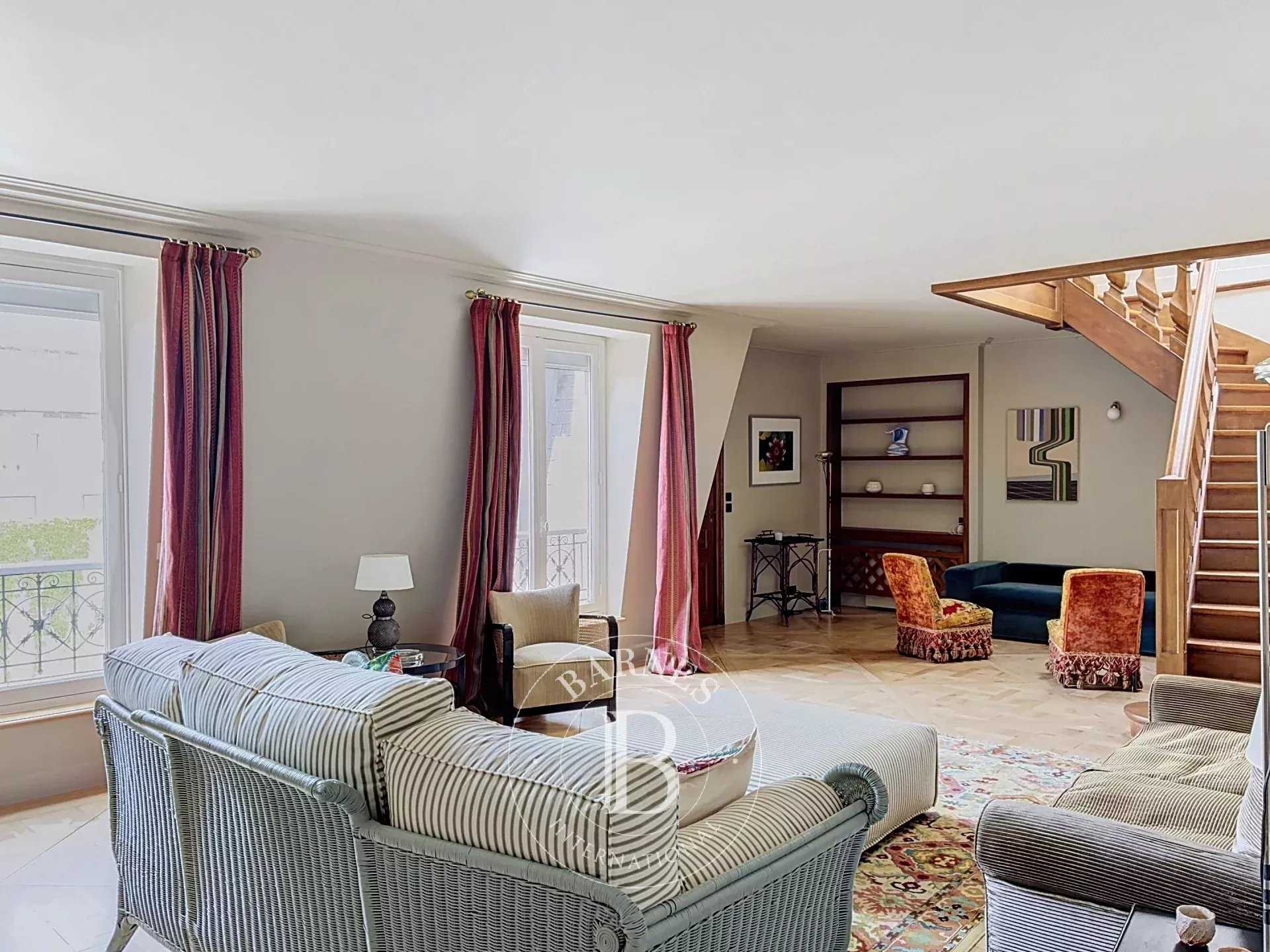 Appartement Paris 75008  -  ref 87001072 (picture 2)