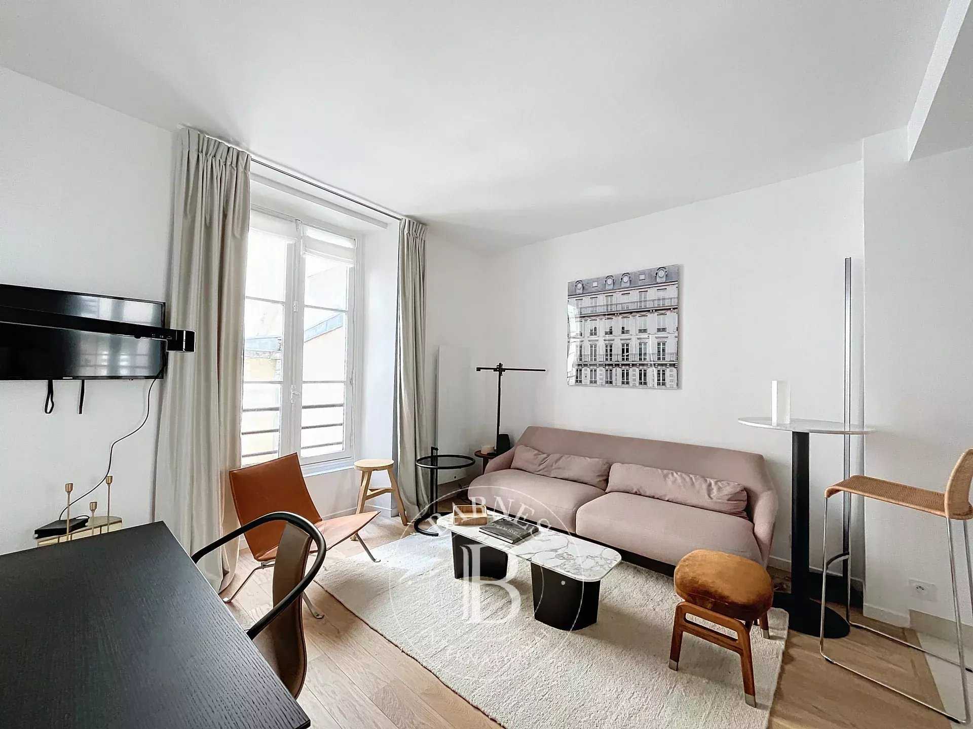 Appartement Paris 75008  -  ref 84681447 (picture 1)