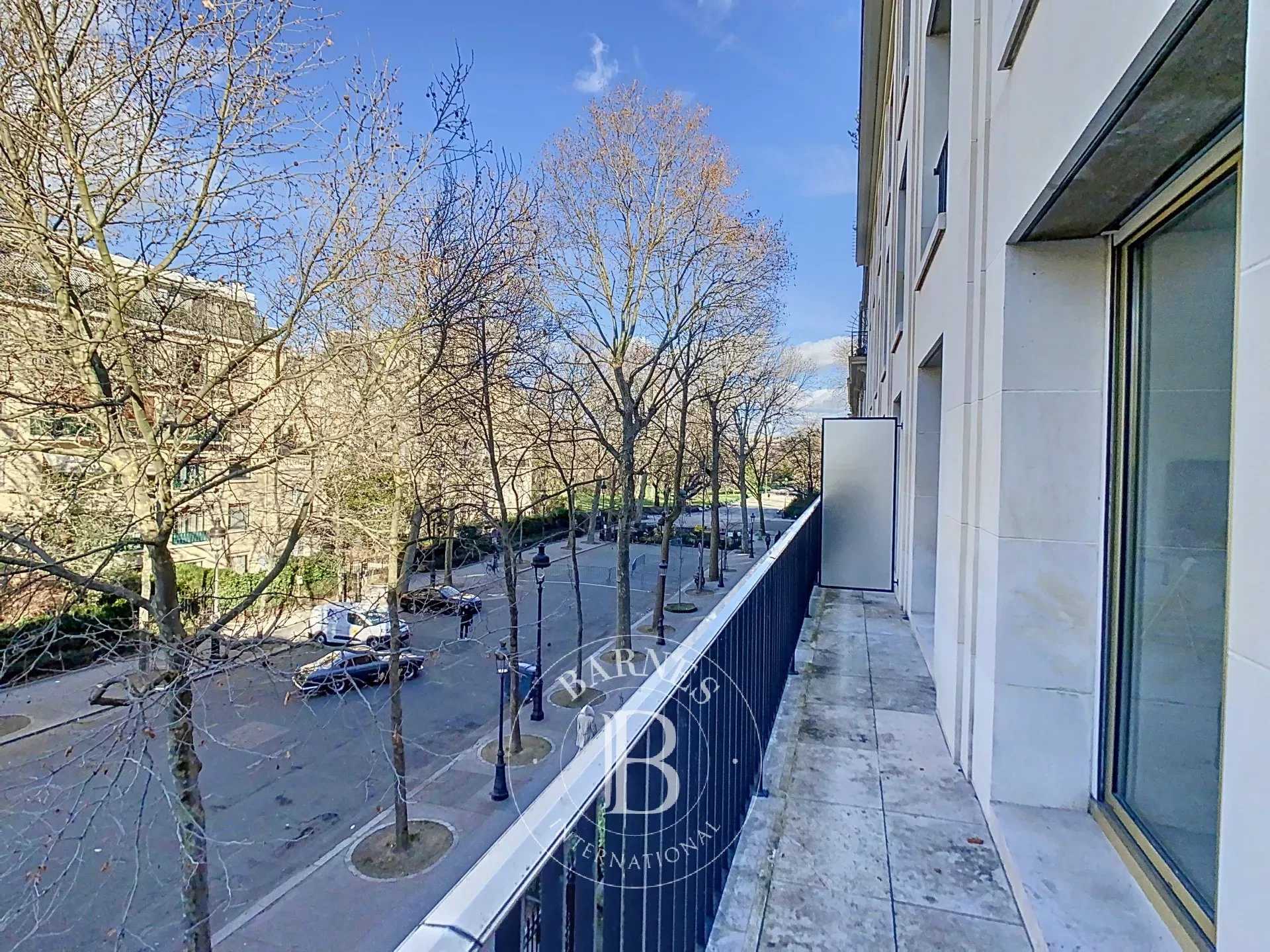 Appartement Paris 75008  -  ref 83910571 (picture 3)