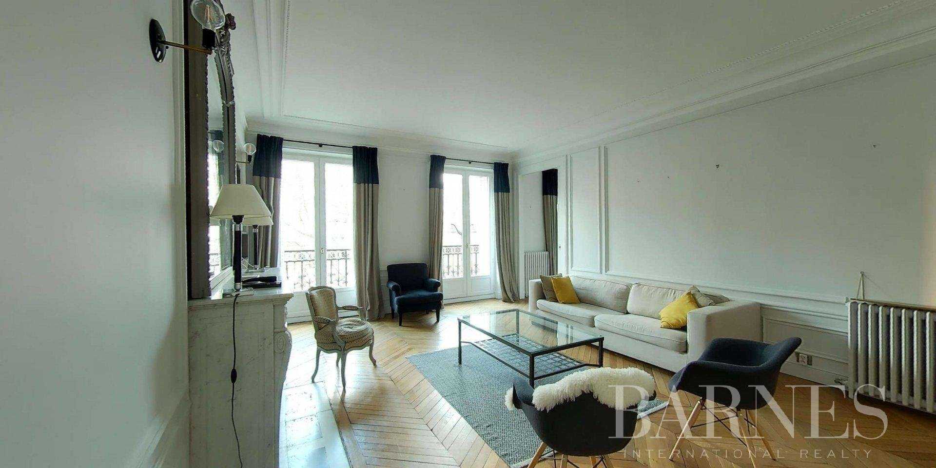 Apartment Paris 75008  -  ref 6645857 (picture 1)