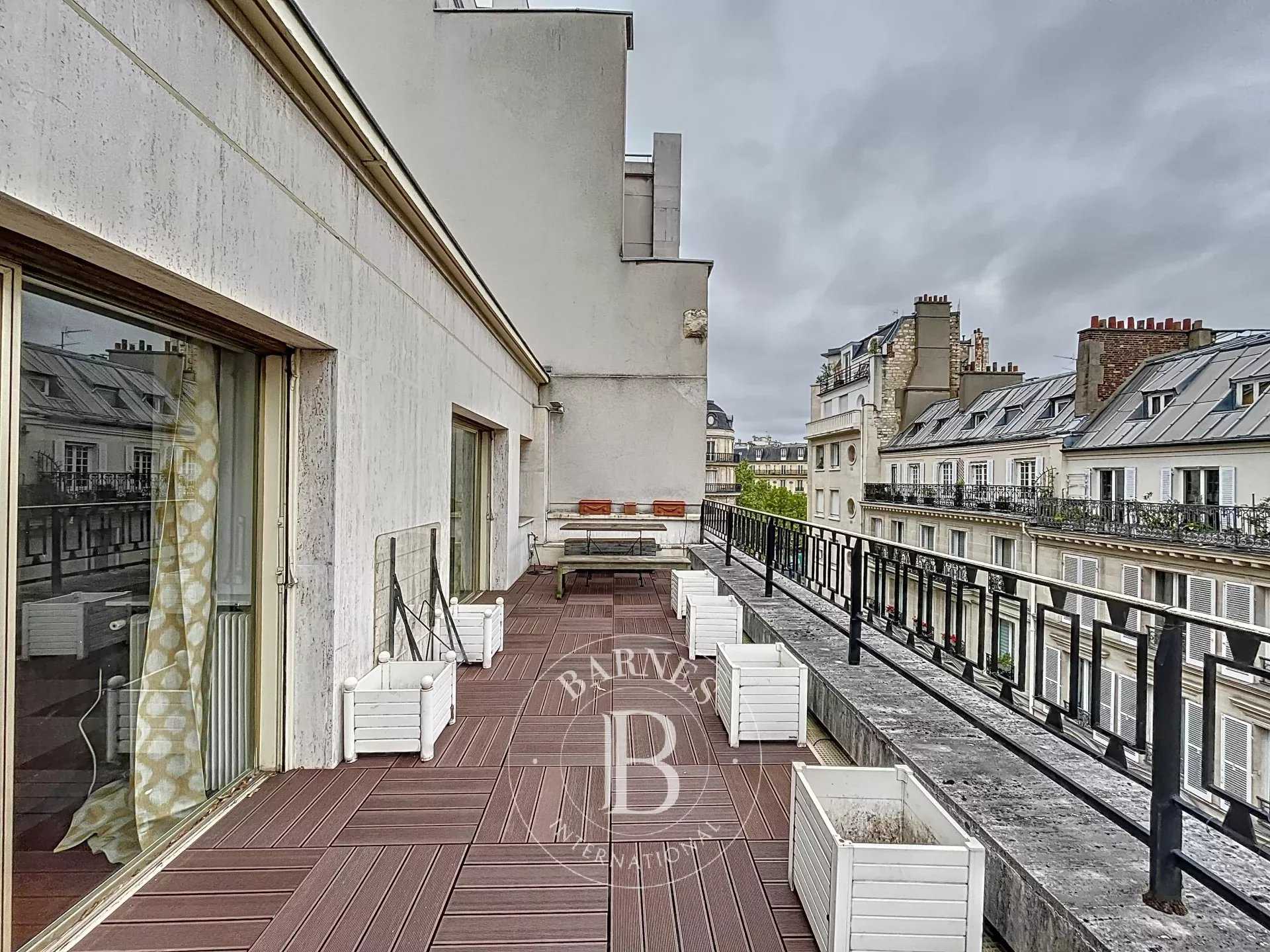 Appartement Paris 75008  -  ref 83127073 (picture 2)