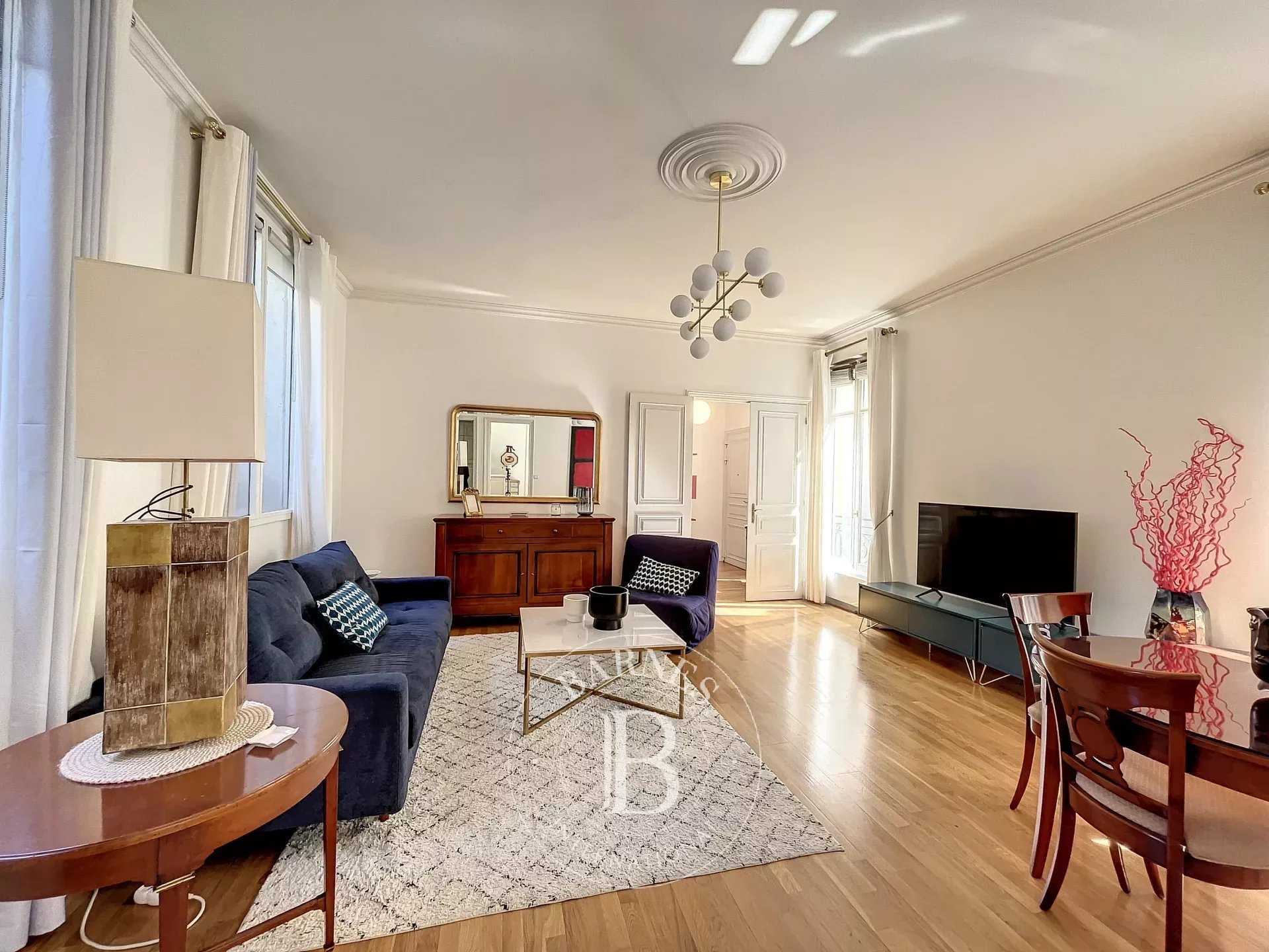 Appartement Paris 75008  -  ref 82615064 (picture 2)