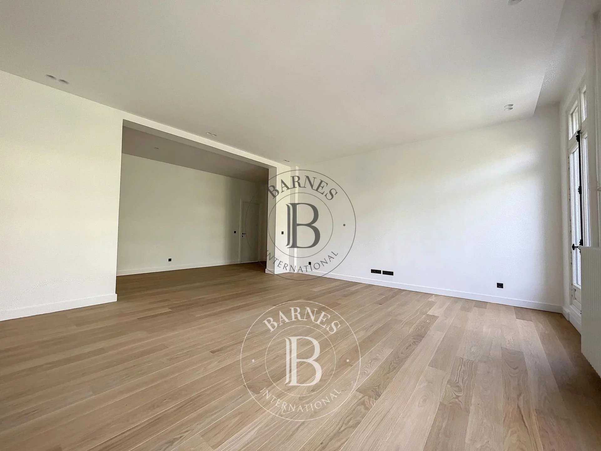 Appartement Paris 75008  -  ref 7237170 (picture 3)
