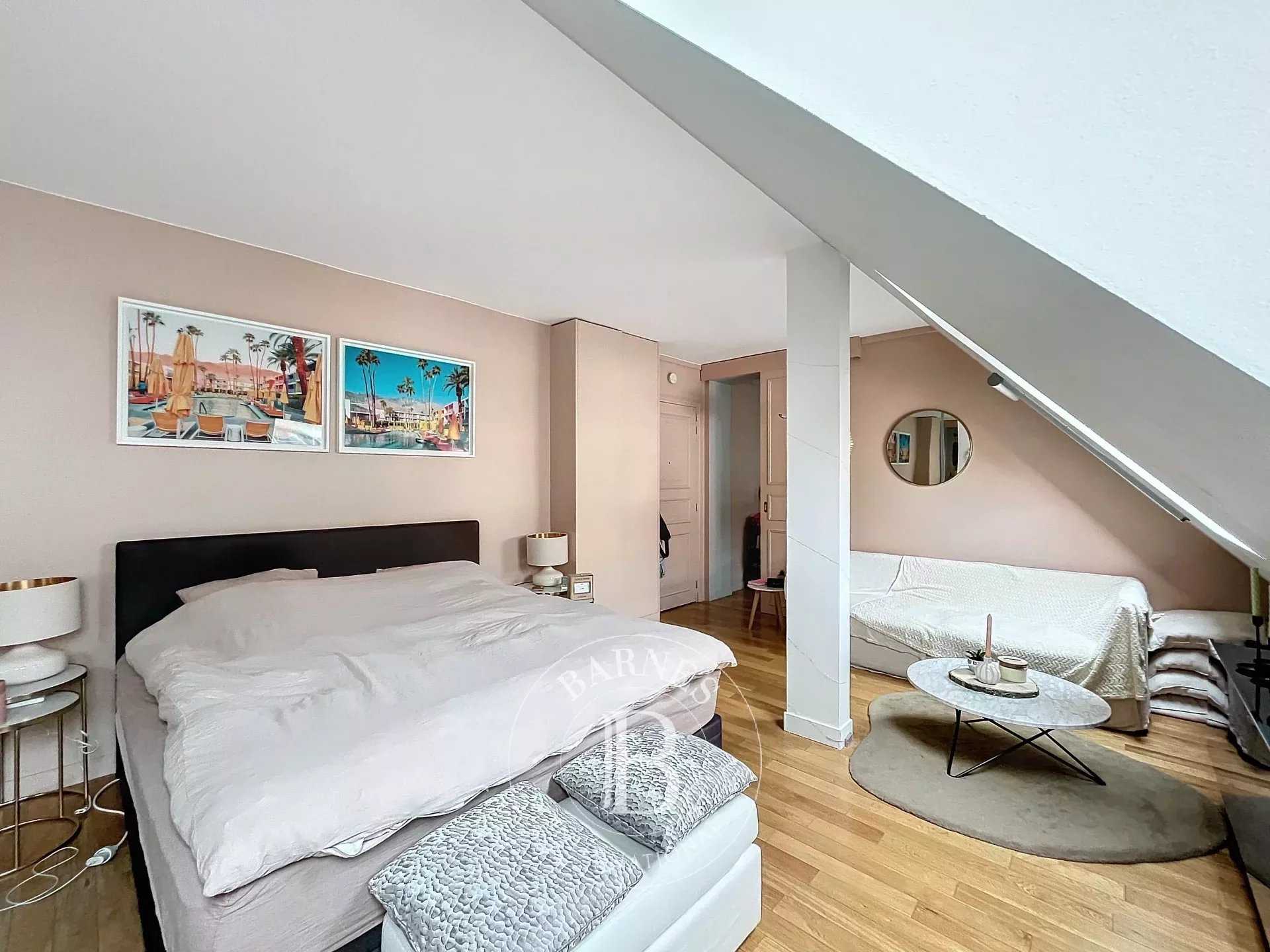 Apartment Paris 75008  -  ref 85107952 (picture 1)
