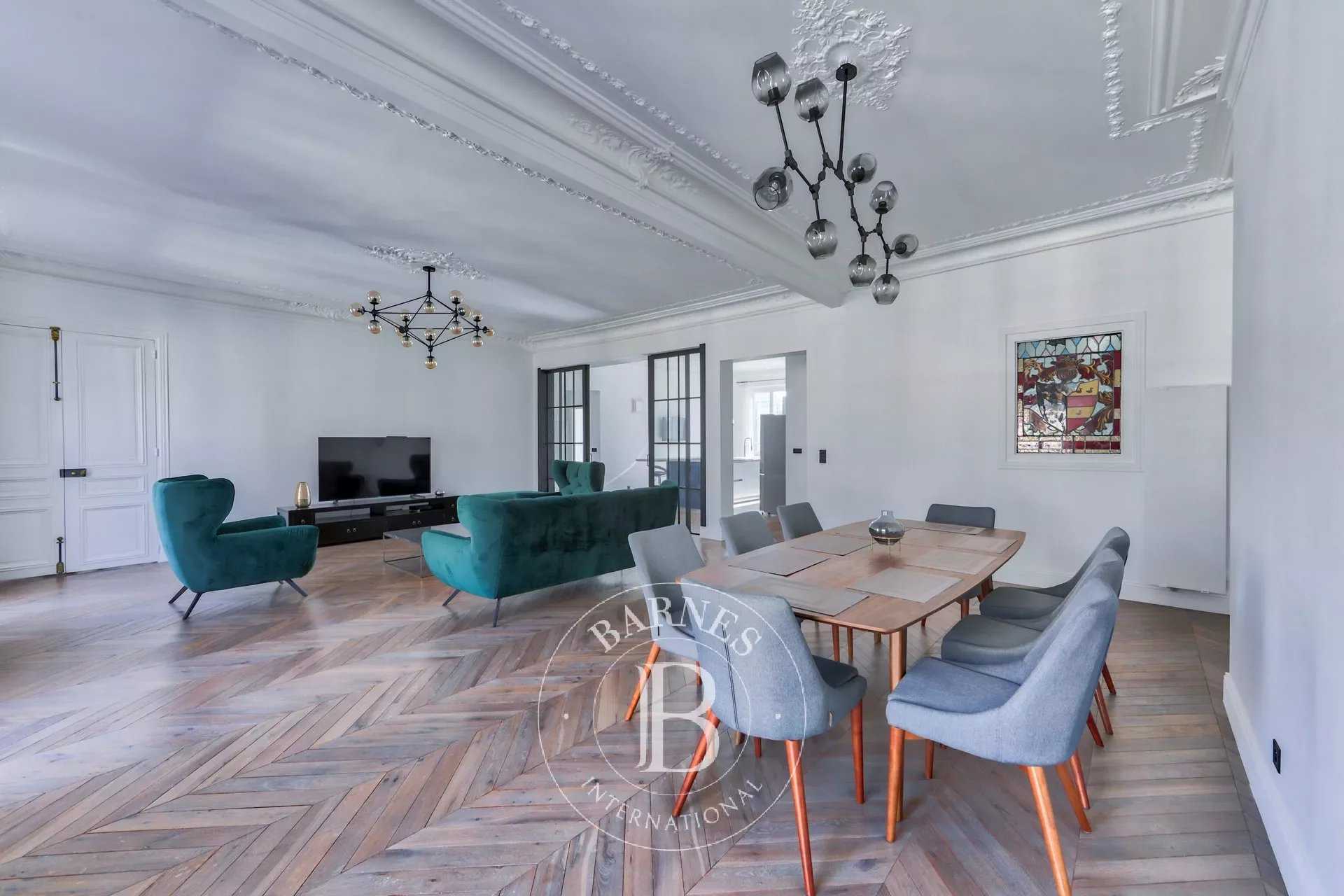Appartement Paris 75008  -  ref 83007458 (picture 2)