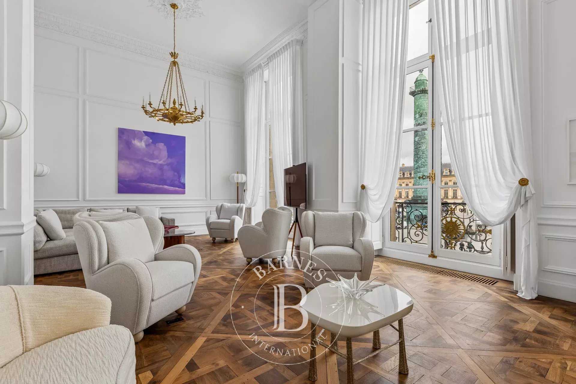 Duplex Paris 75001  -  ref 2765878 (picture 1)