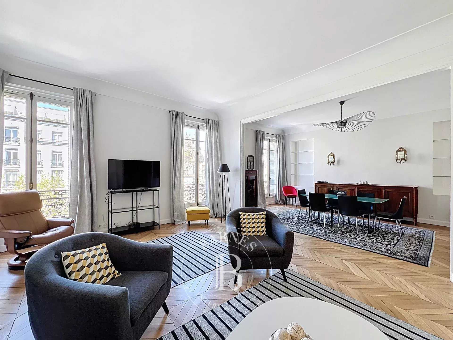 Appartement Paris 75008  -  ref 2765491 (picture 2)