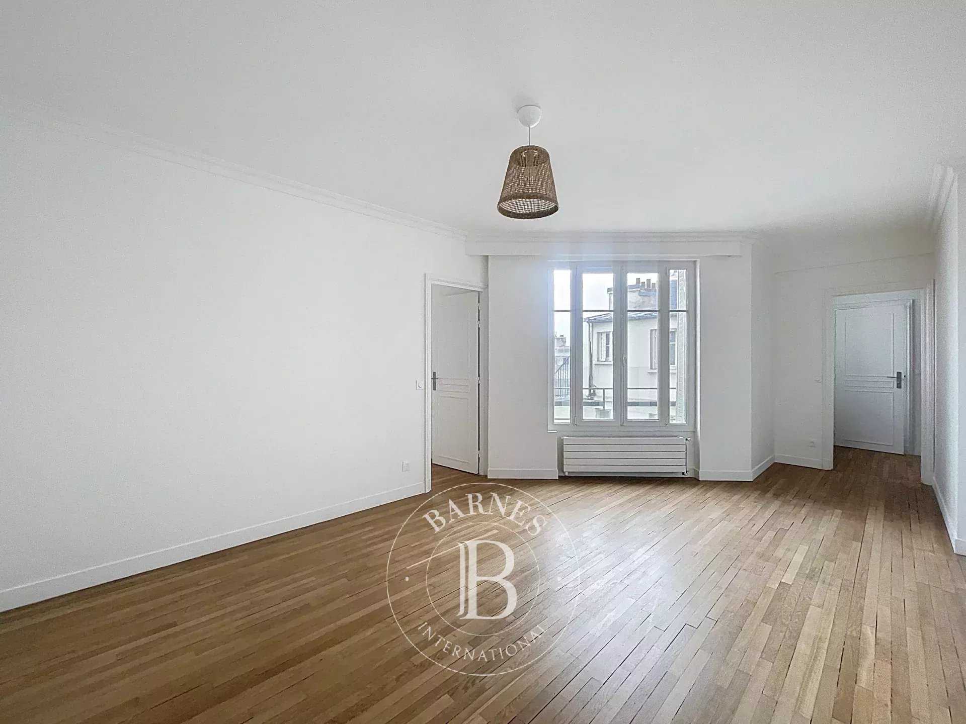 Appartement Paris 75008  -  ref 85705490 (picture 1)