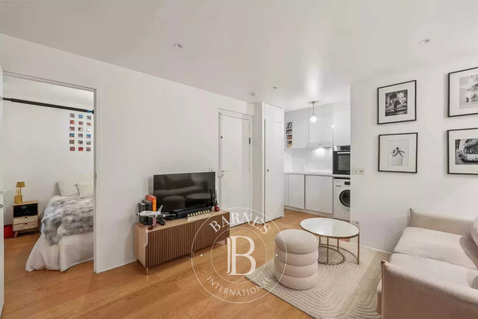 Appartement Paris 75008  -  ref 86649730 (picture 2)