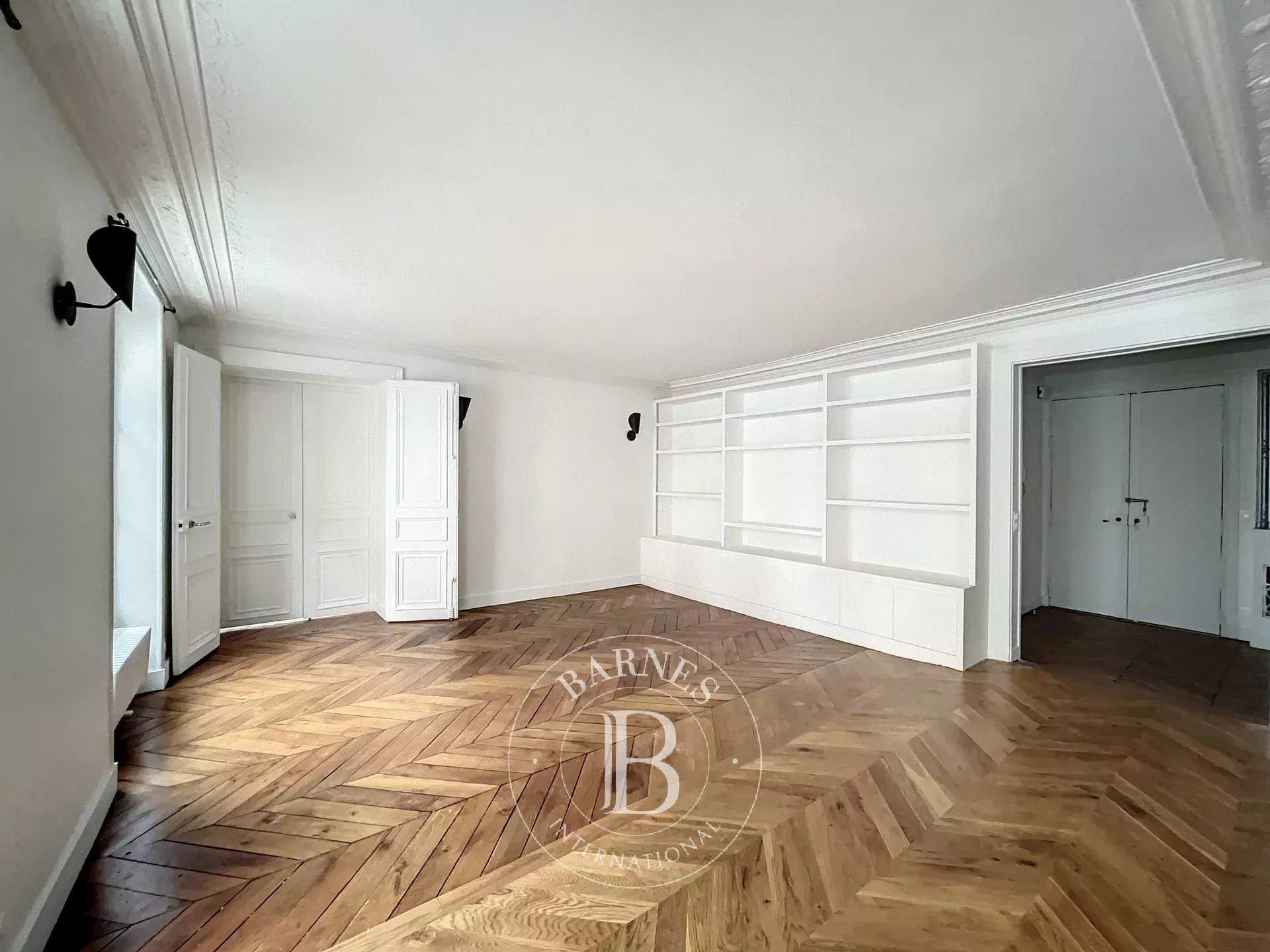 Appartement Paris 75008  -  ref 85670612 (picture 3)